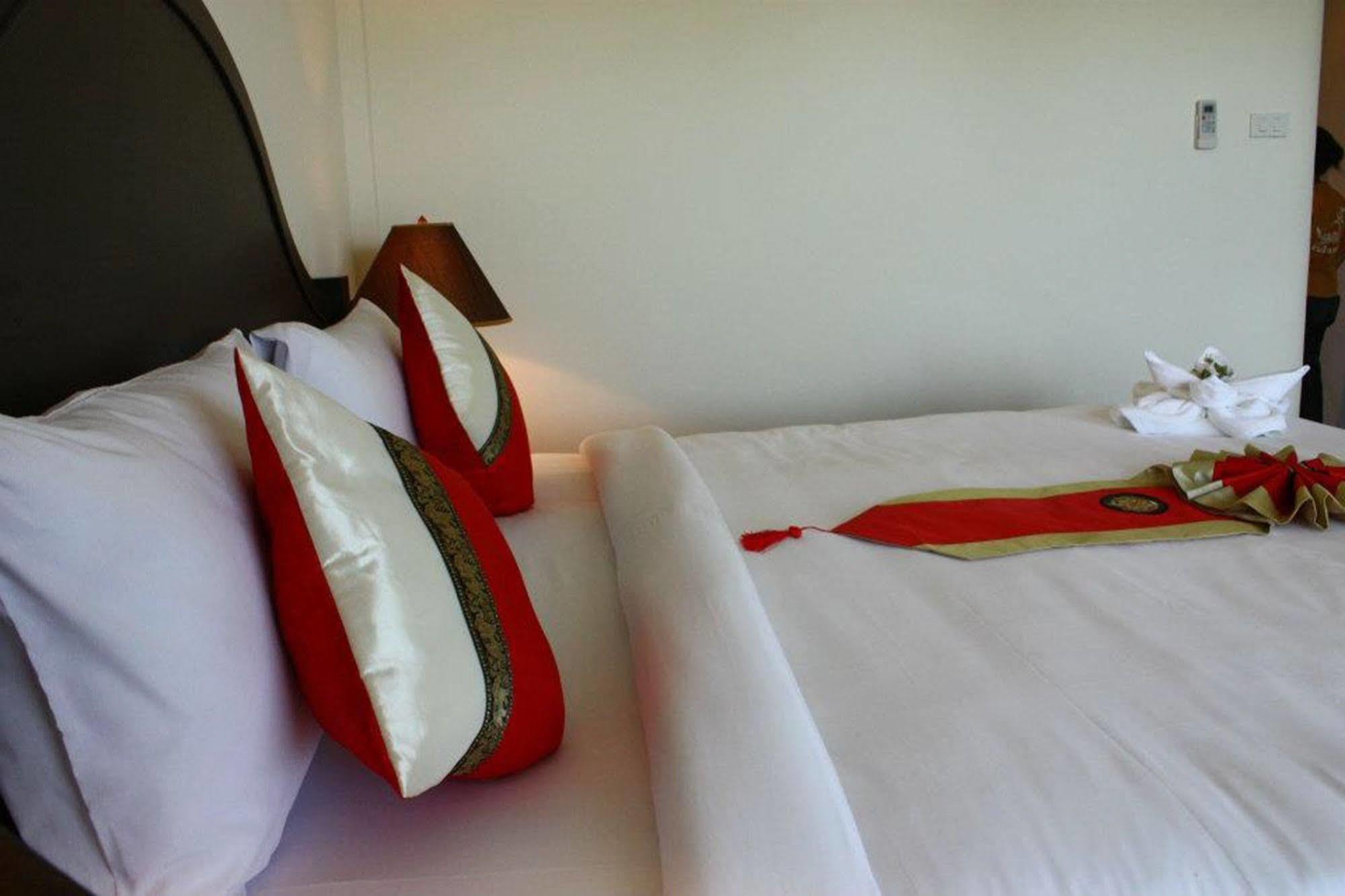 Resort Apirata Resortnan 3*