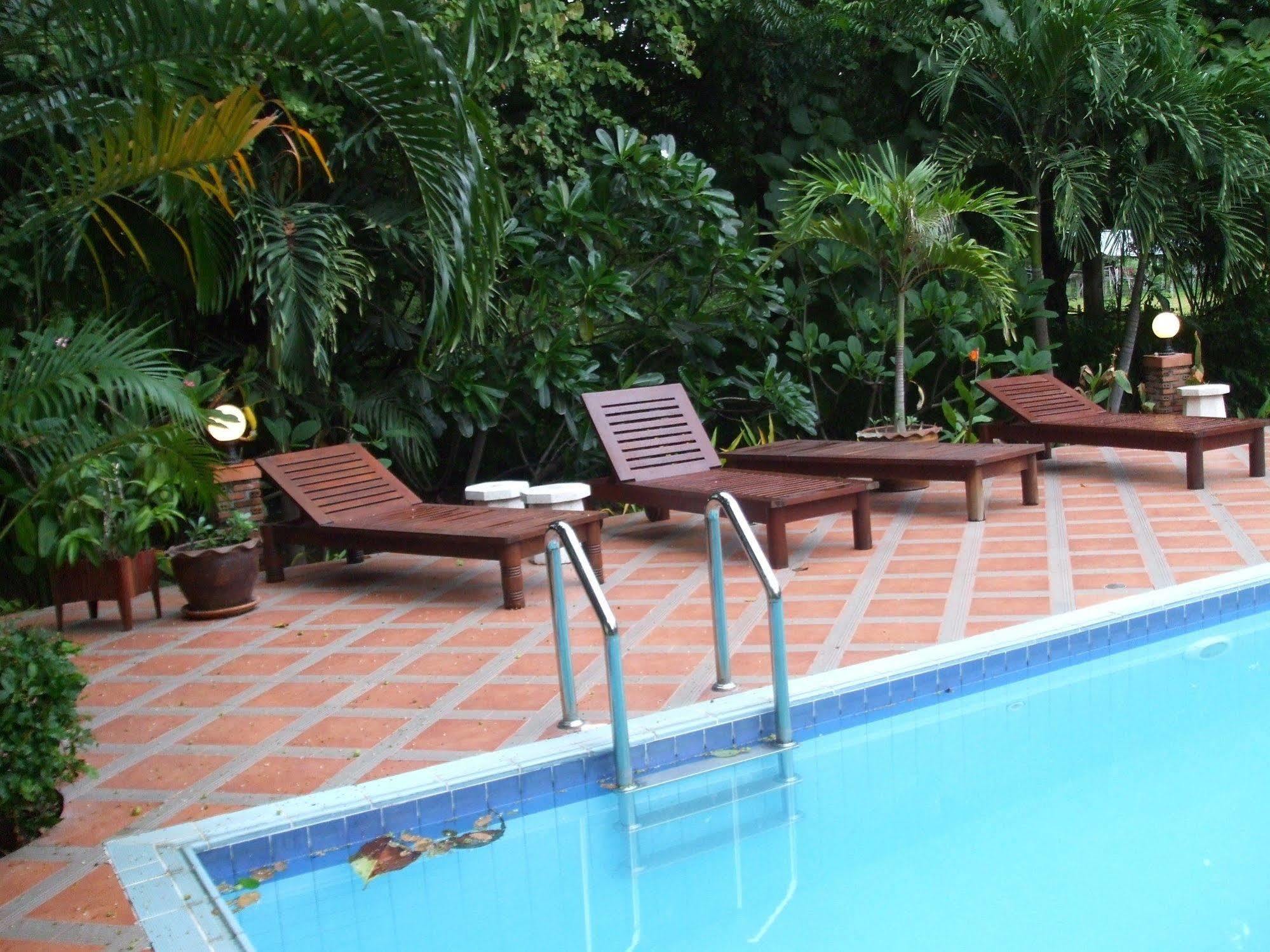 Thai-bamboo Holiday park