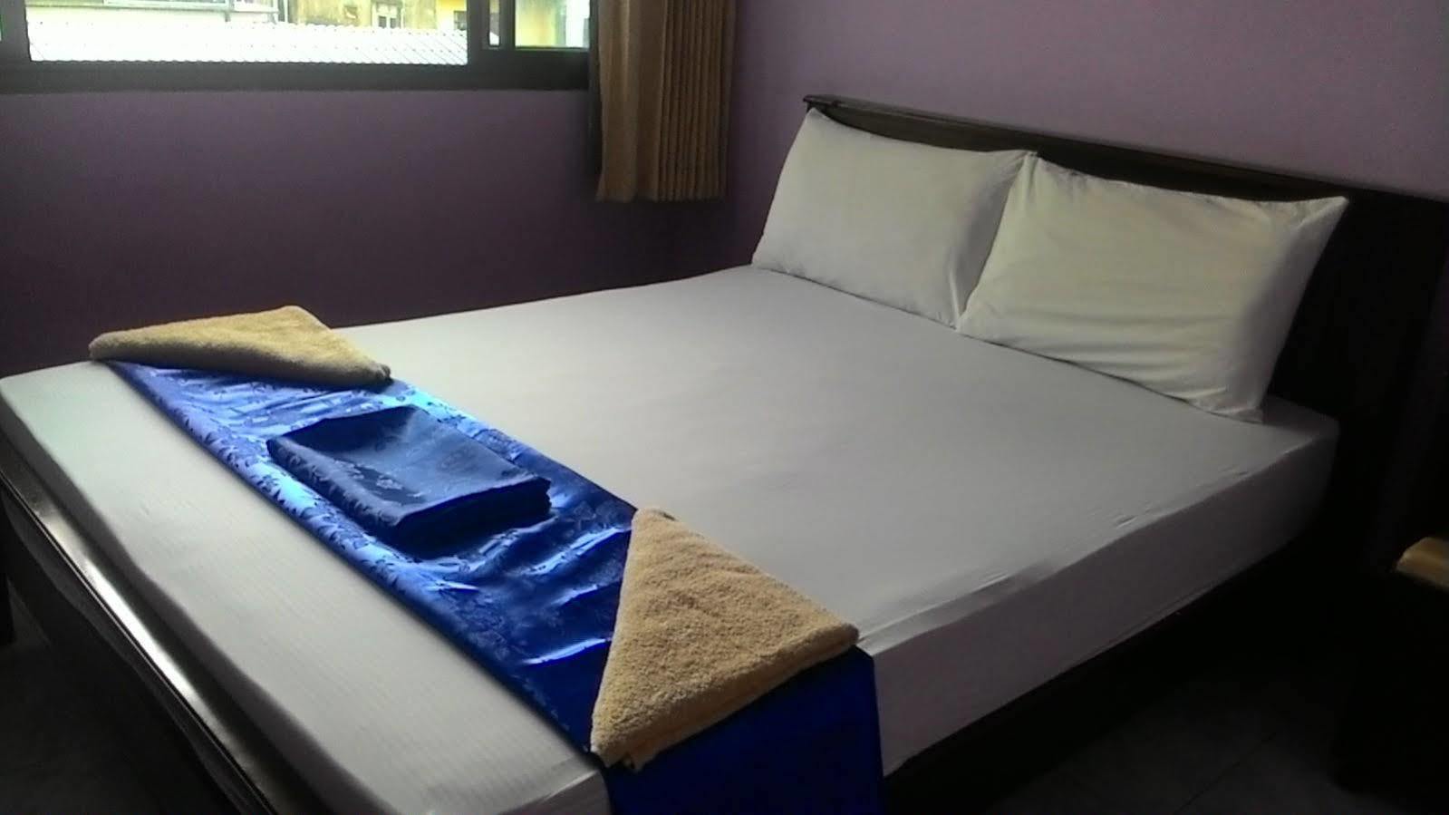 Boss & Benz House Krabi