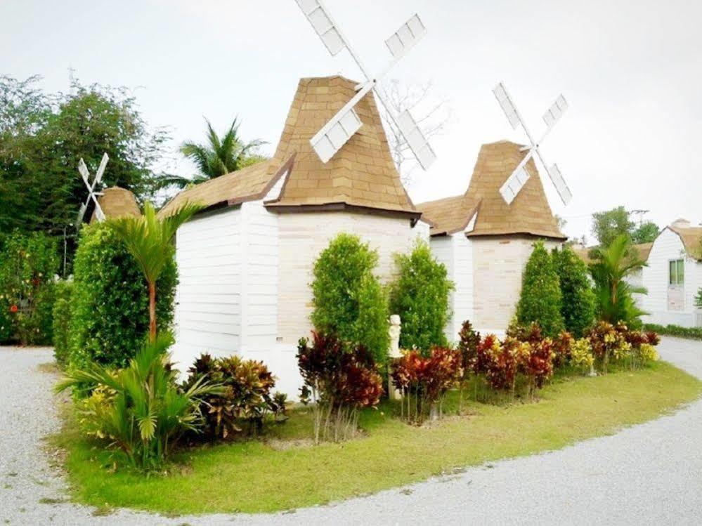De Coco House