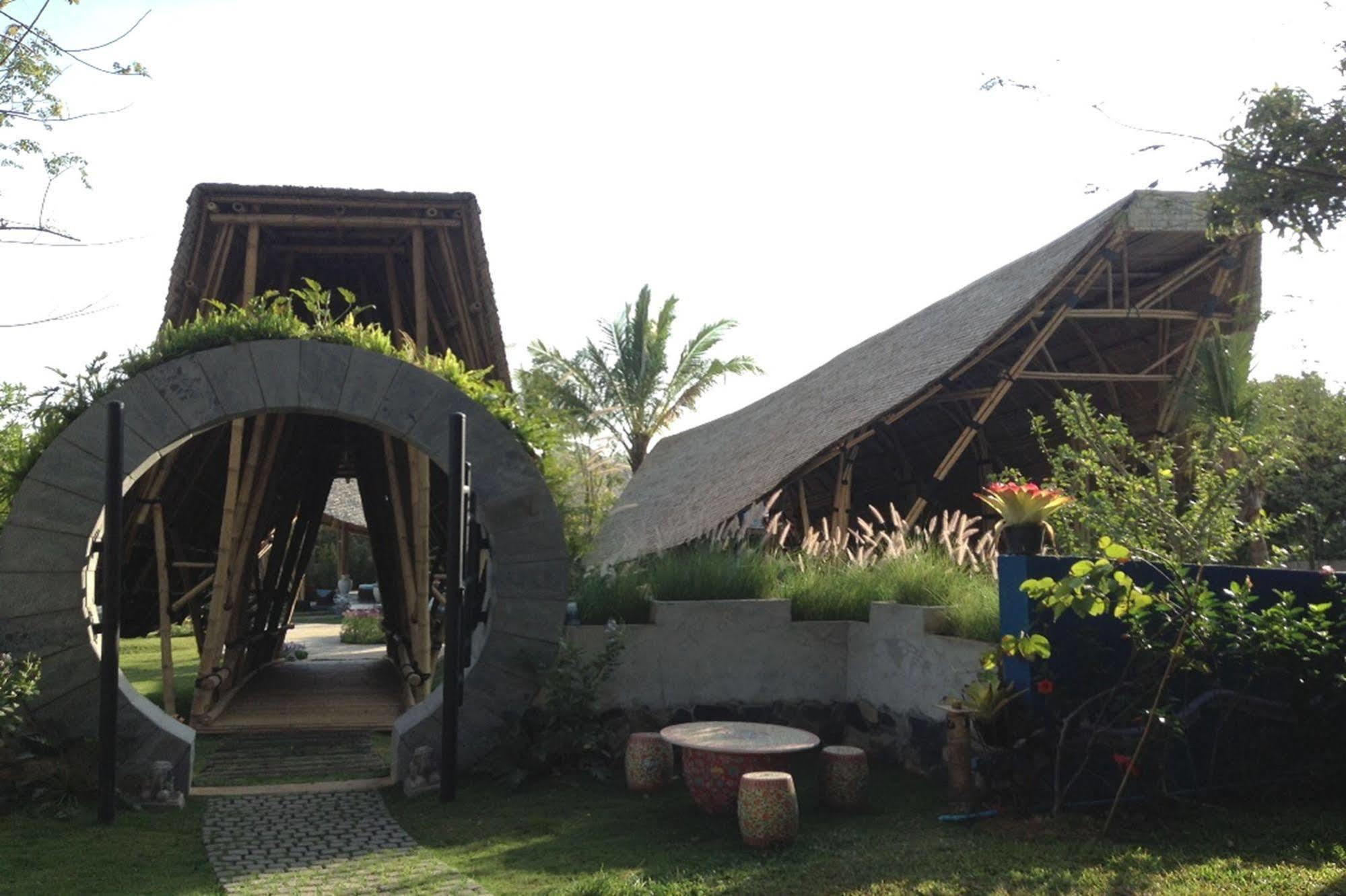 Reewa Waree Resort 4*