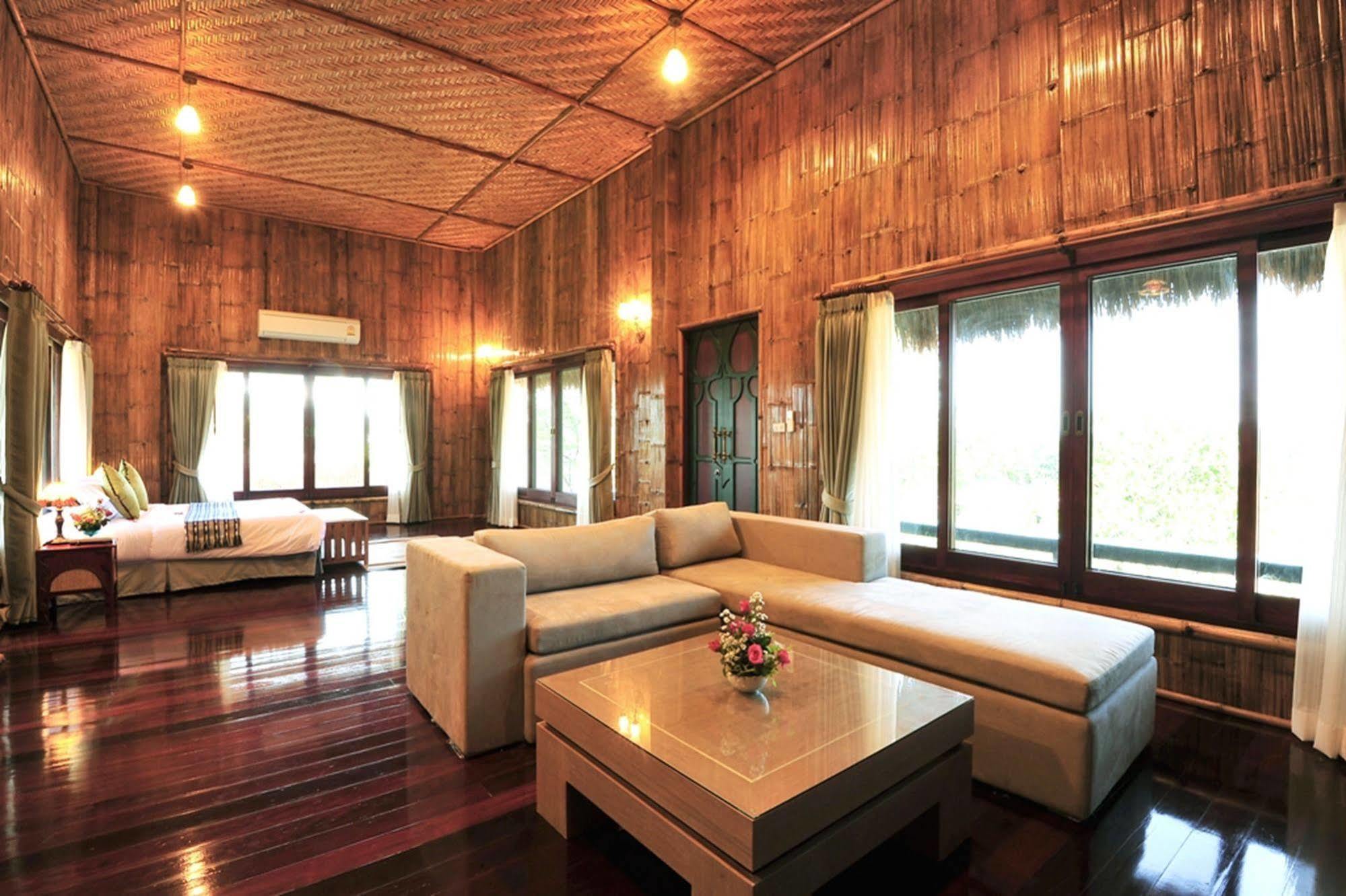 Reewa Waree Resort Resort Wangkata
