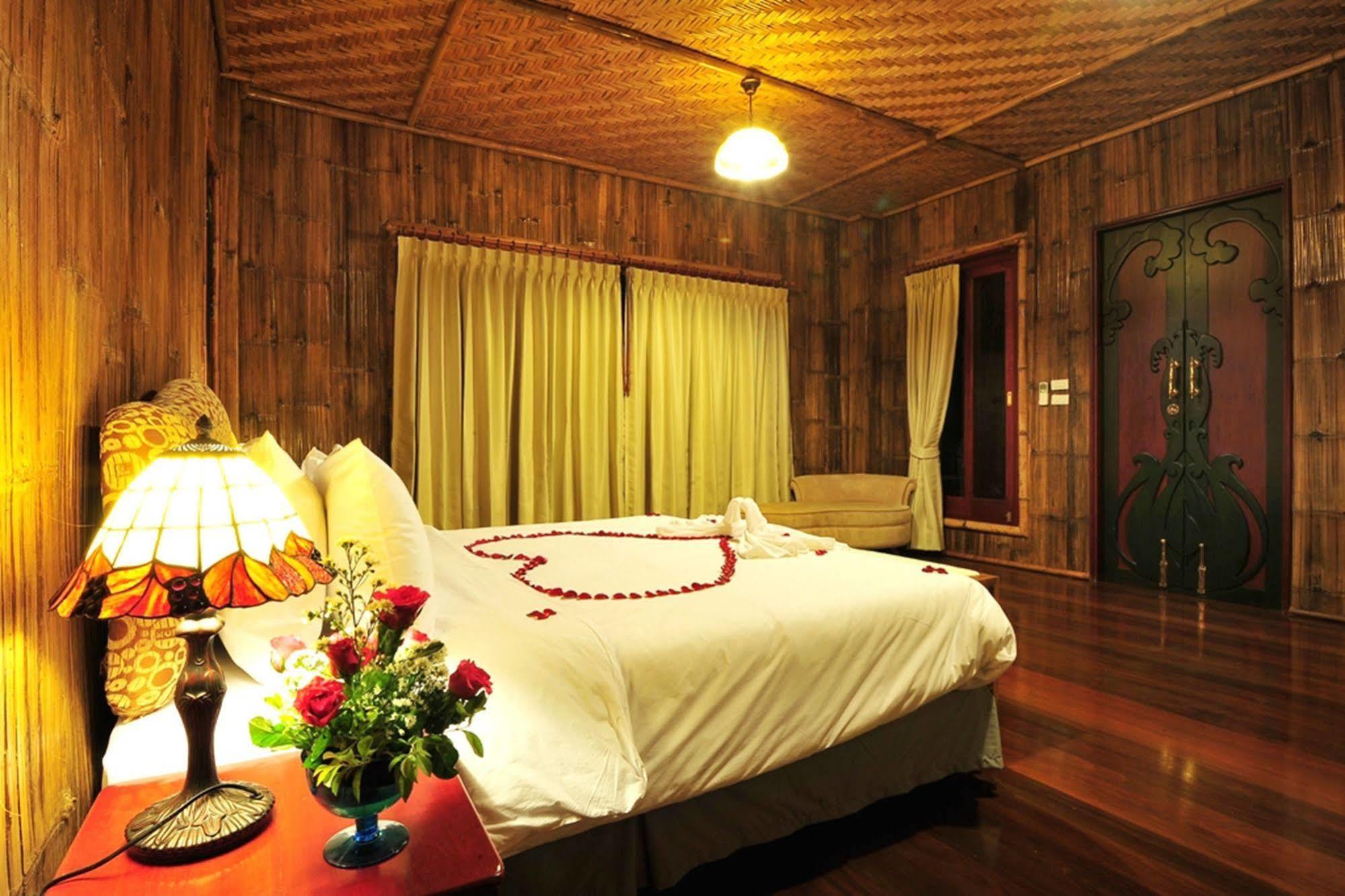 Resort Reewa Waree Resort 4*