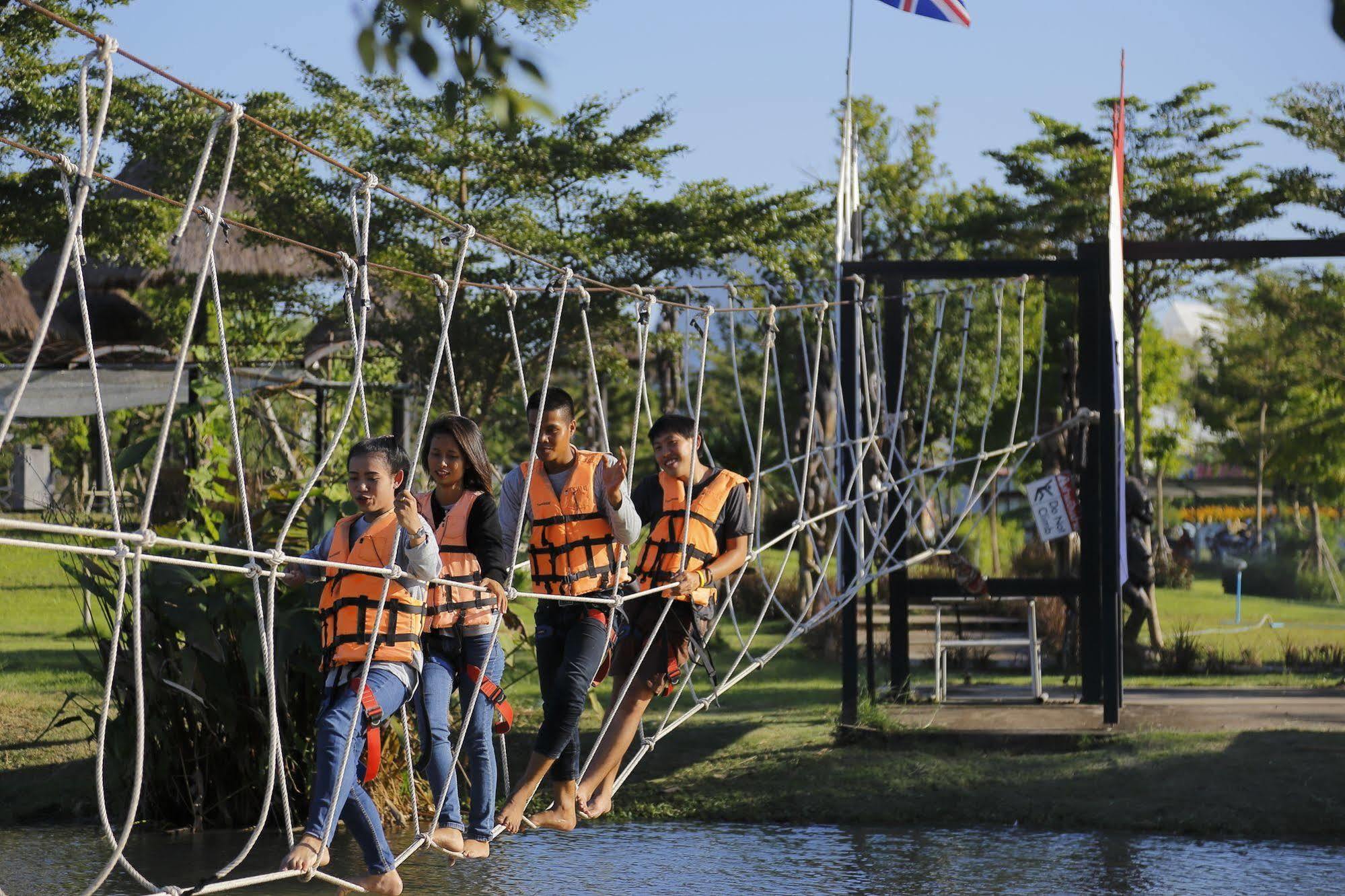 Hotel Play La Ploen Boutique And Adventure Camp