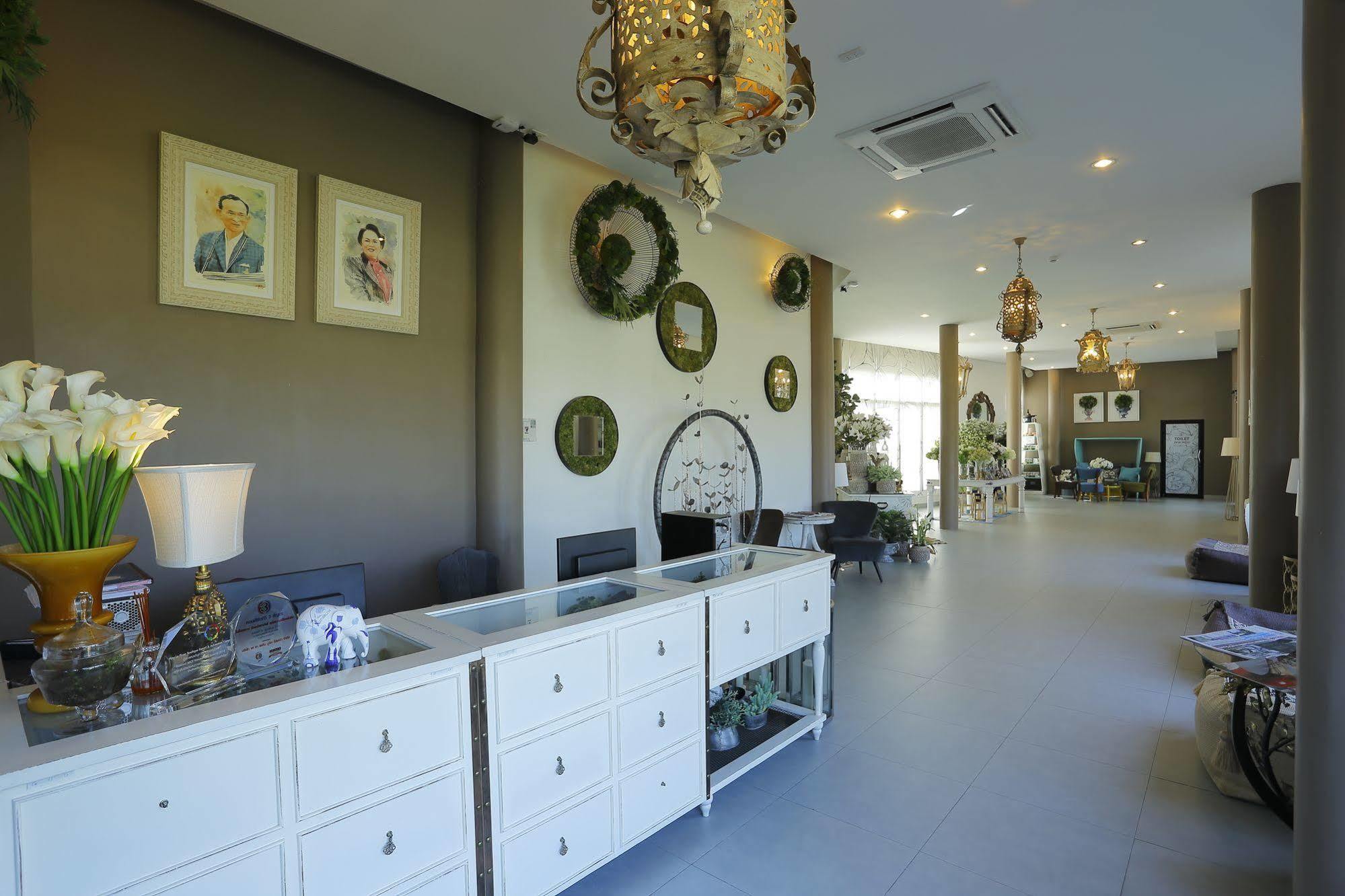 Play La Ploen Boutique And Adventure Camp 4*