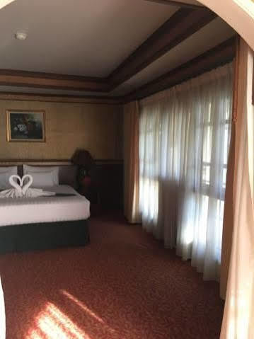 Erawan Hotel Khok Kloi
