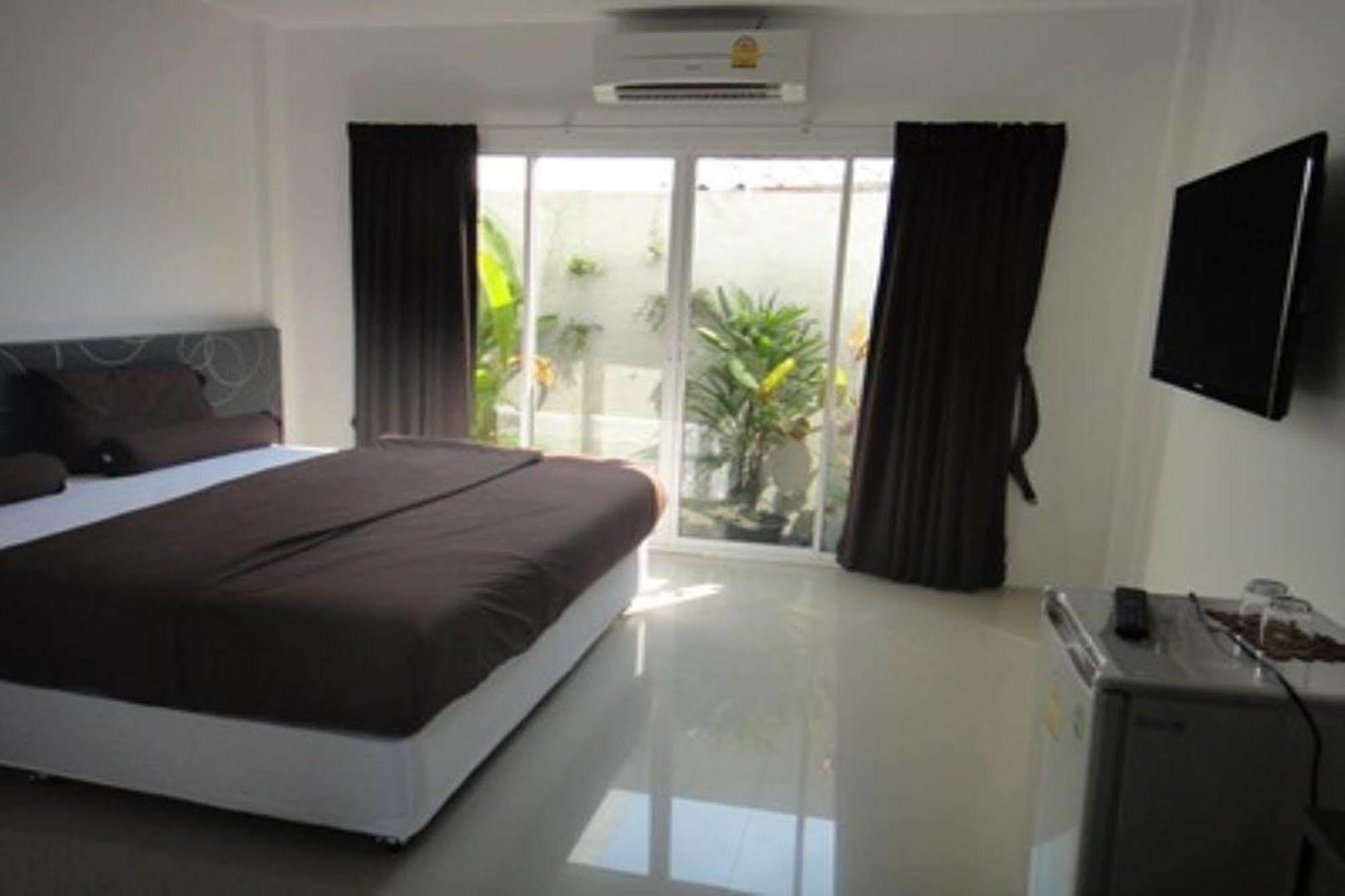 Hotel O Drive And