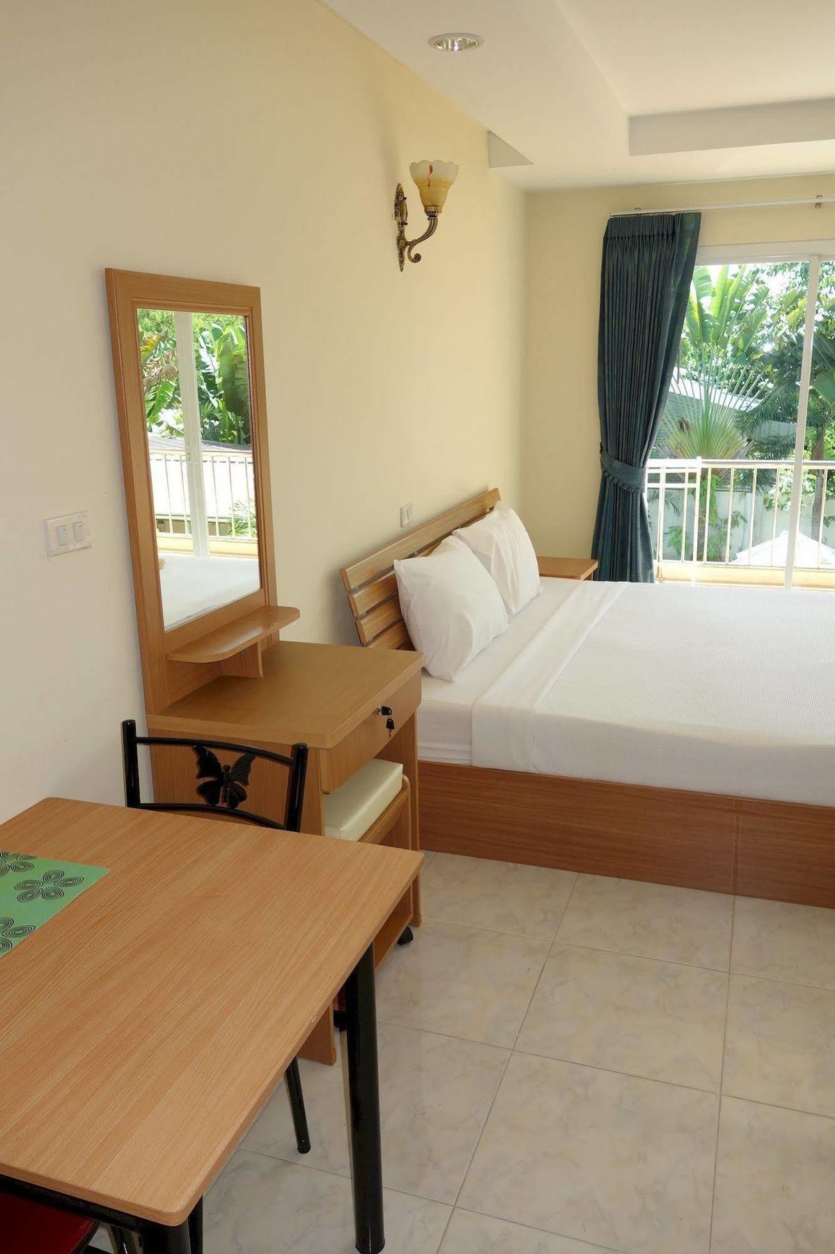 Jungle Resort