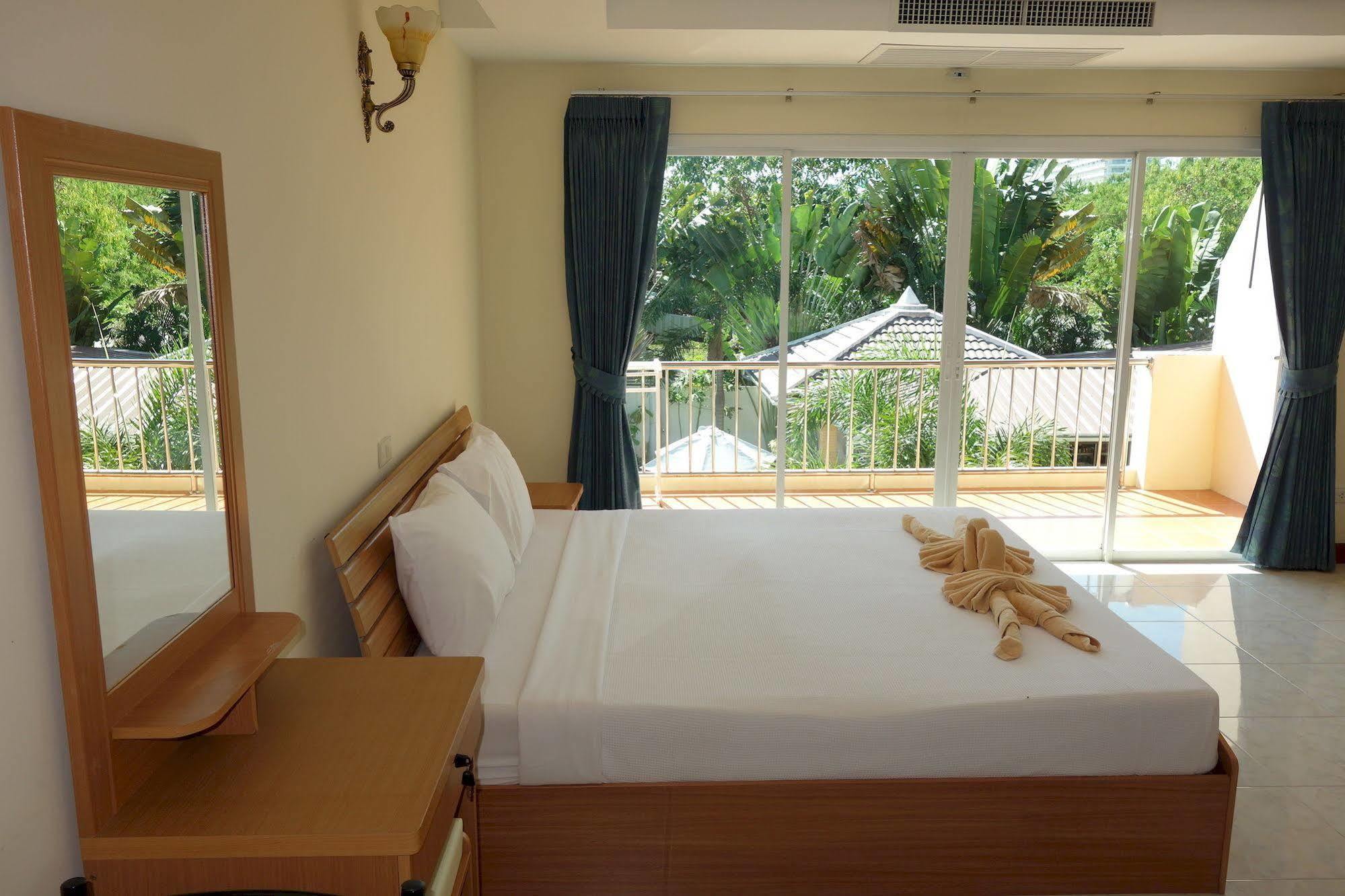 Resort Jungle Jomtien Beach