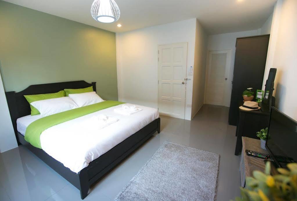 White Monkey Guest house 2*