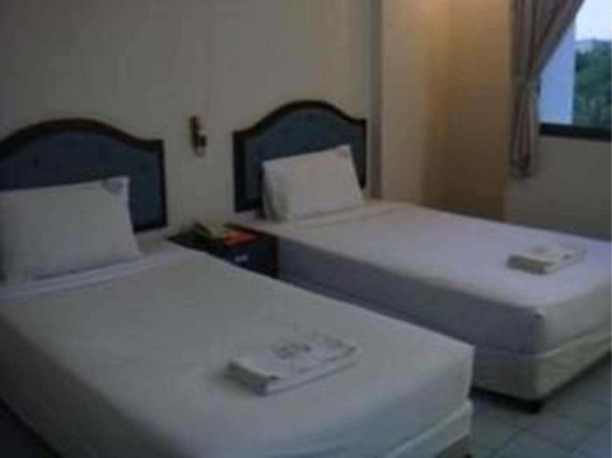 Grand Mansion 2*