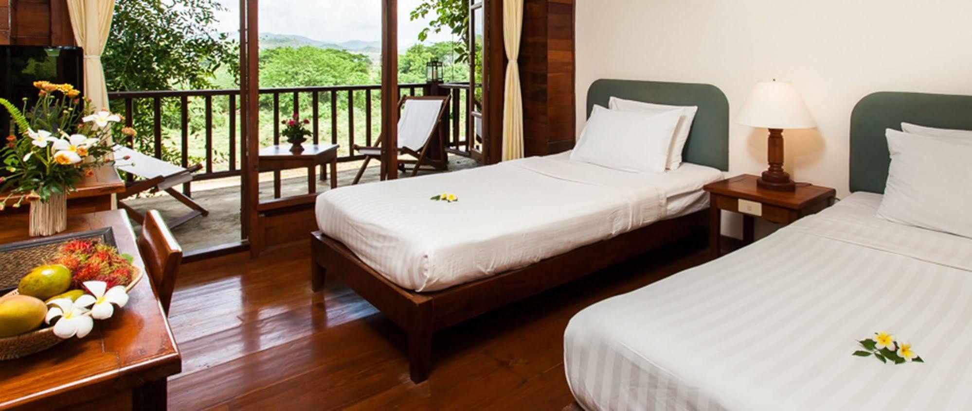 Riverhouse Resort Mae Sariang