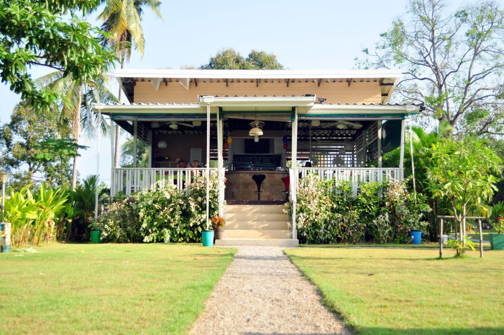 Rimlay Resort 3*
