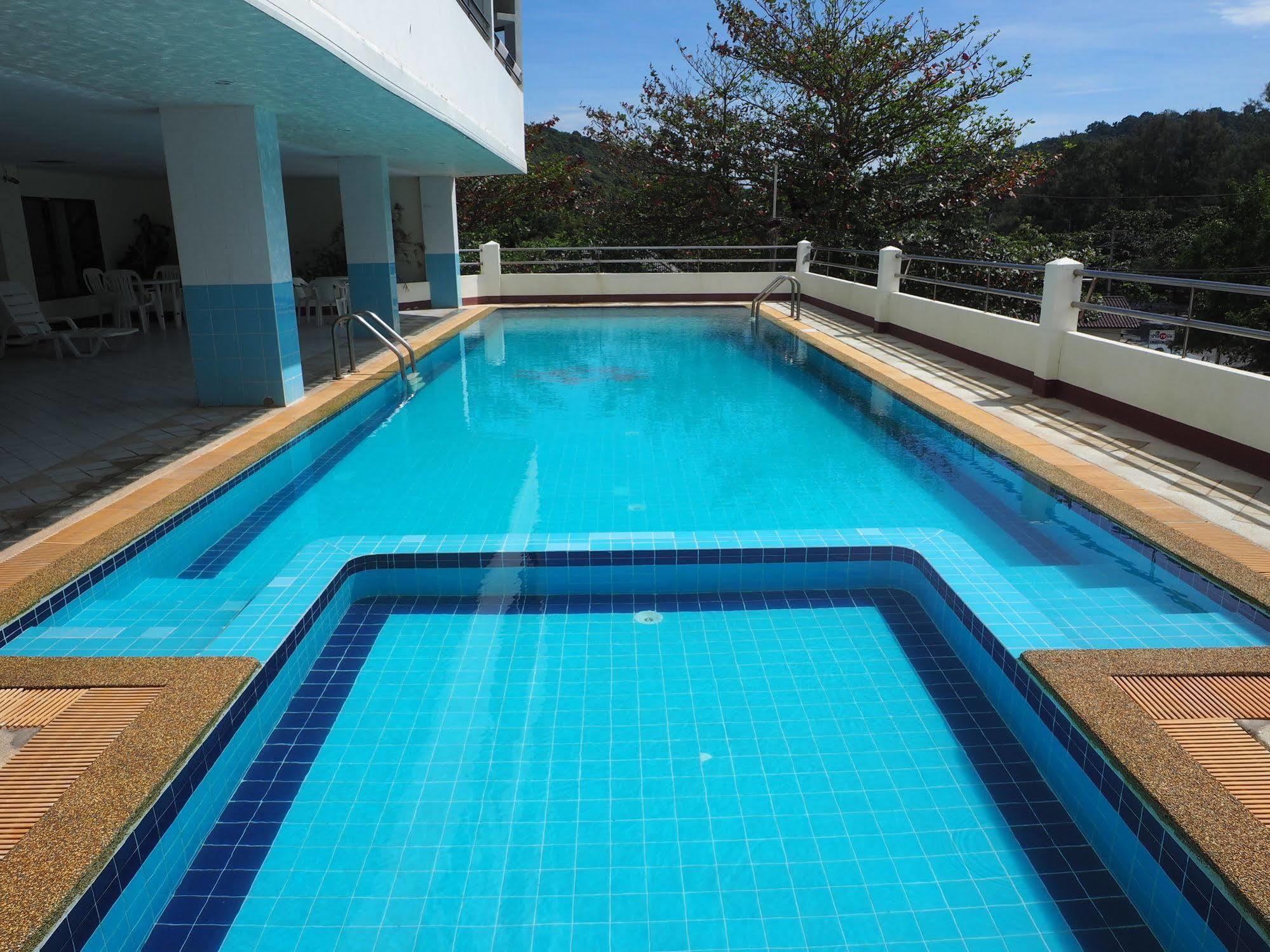 Nice Beach Hotel 2* Rayong