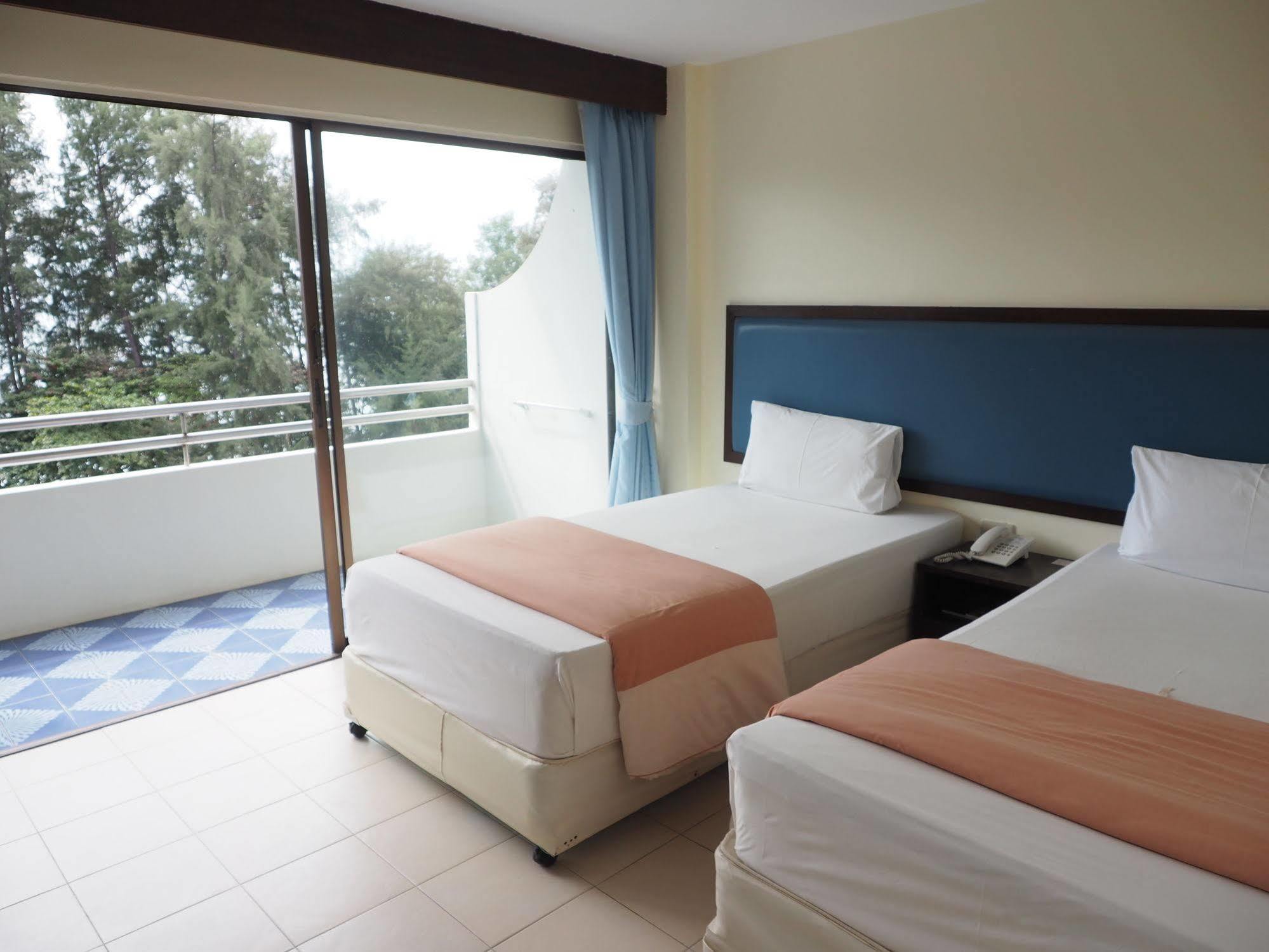 Nice Beach Hotel Hotel