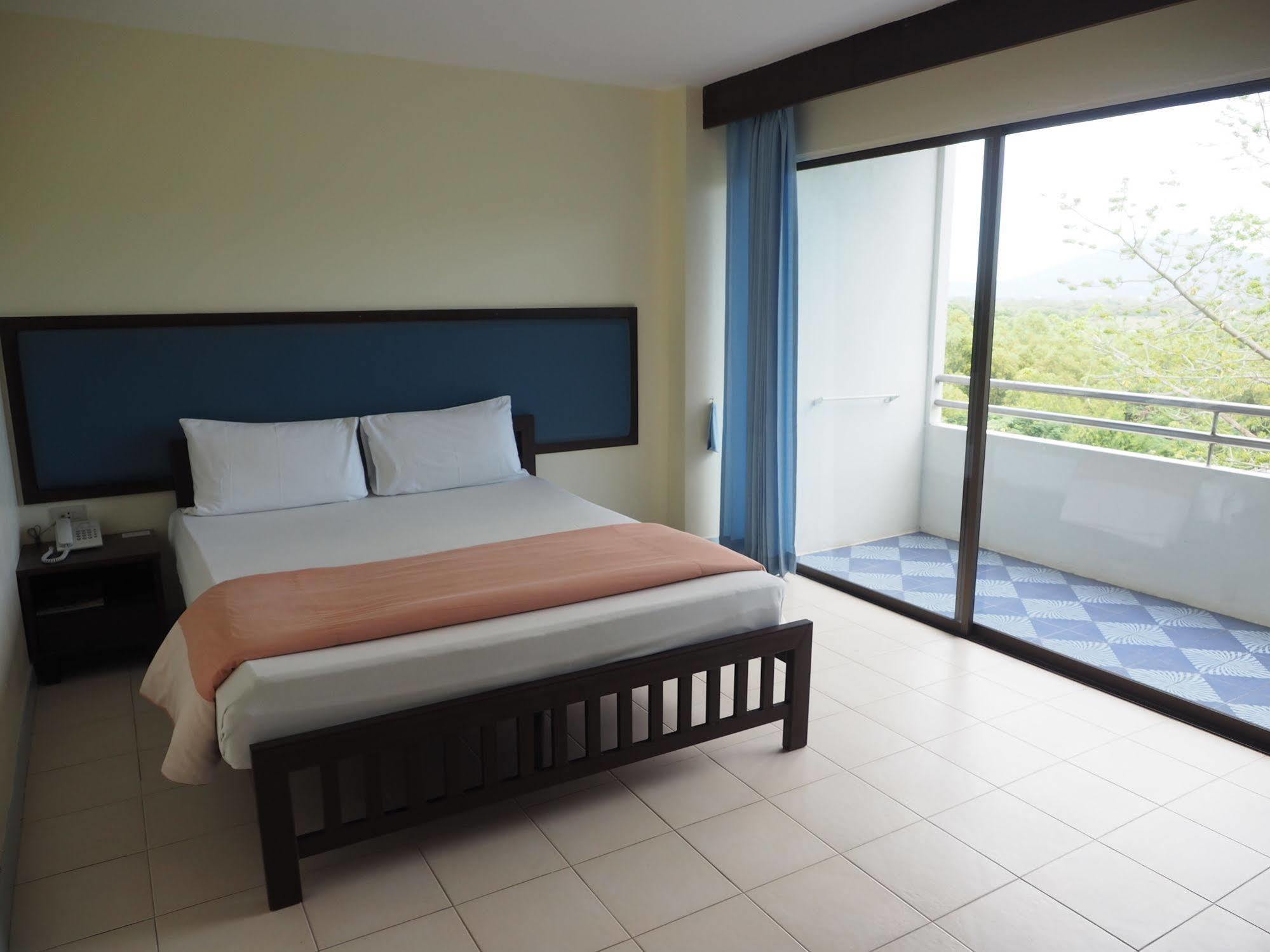 Nice Beach Hotel Hotel 2*