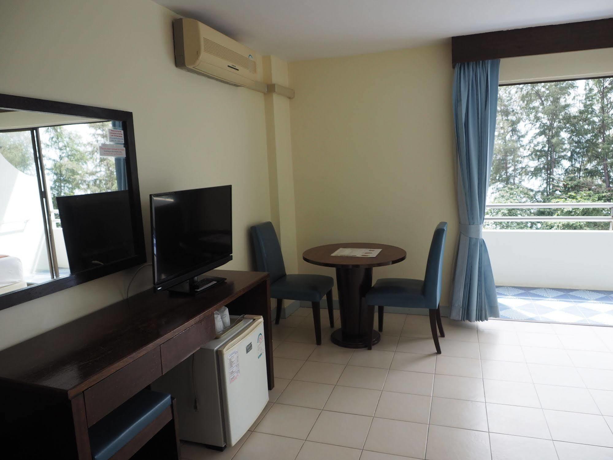 Hotel Nice Beach Hotel Rayong