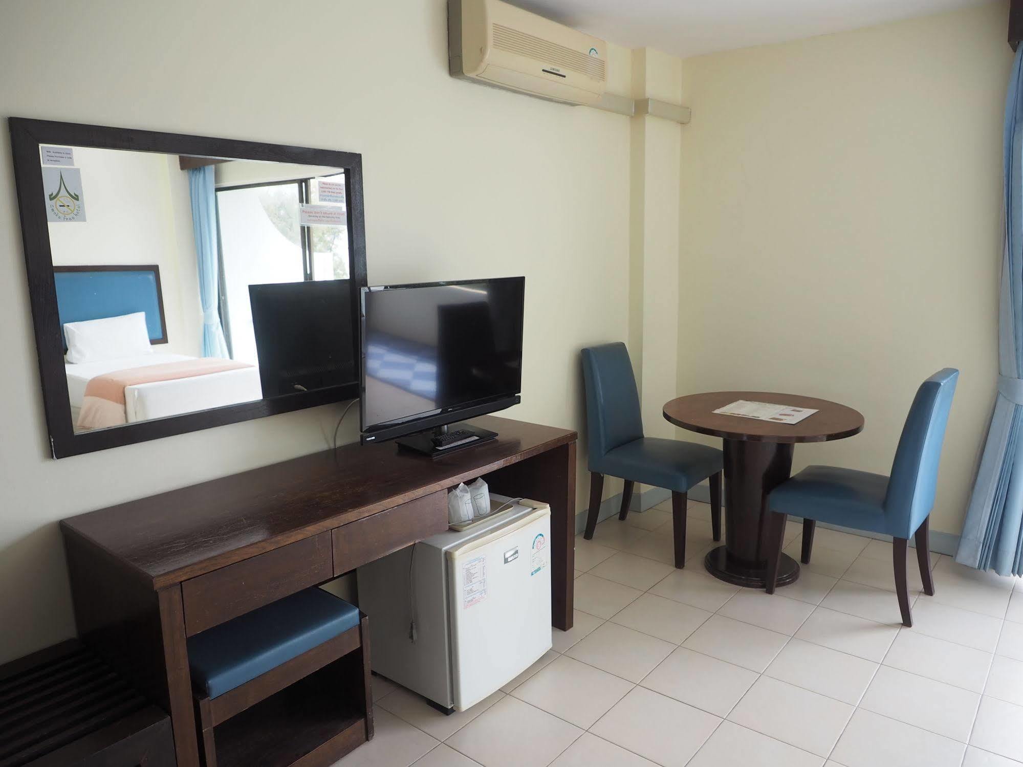 Nice Beach Hotel Hotel Rayong