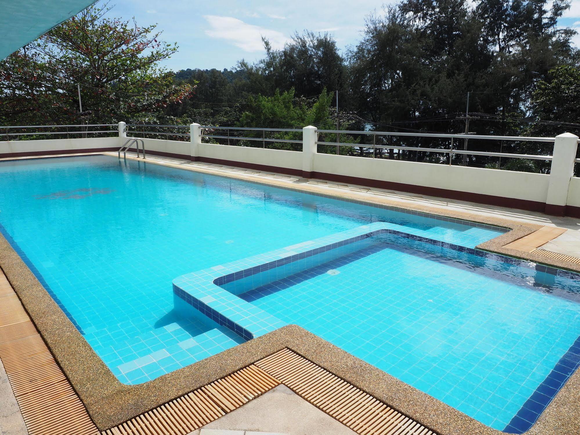 Hotel Nice Beach Hotel 2*