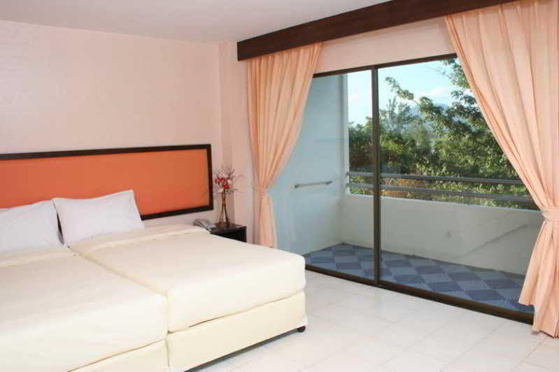 Hotel Nice Beach Hotel 2*