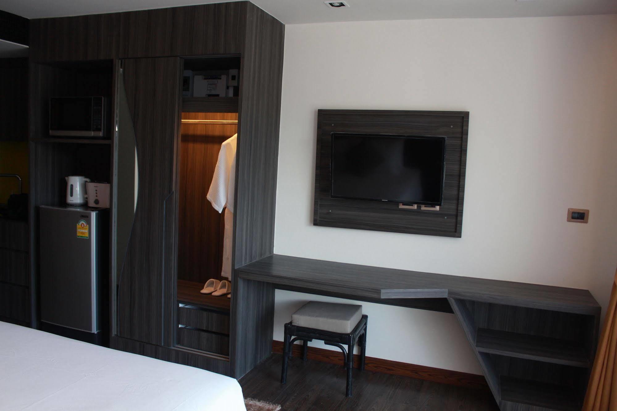 The By Glitter House Guest house Kata Beach (Phuket)