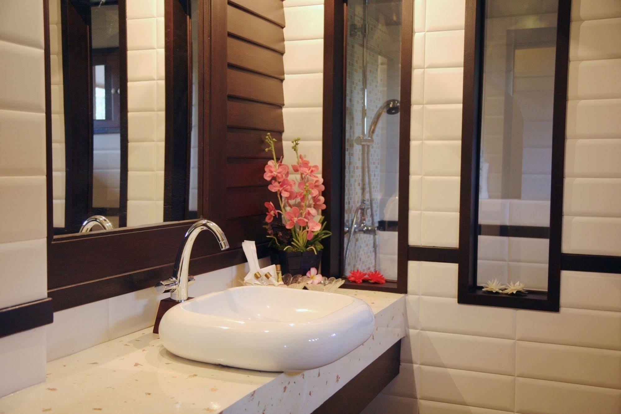 Resort Baan Suchadaa (adults Only) 4*