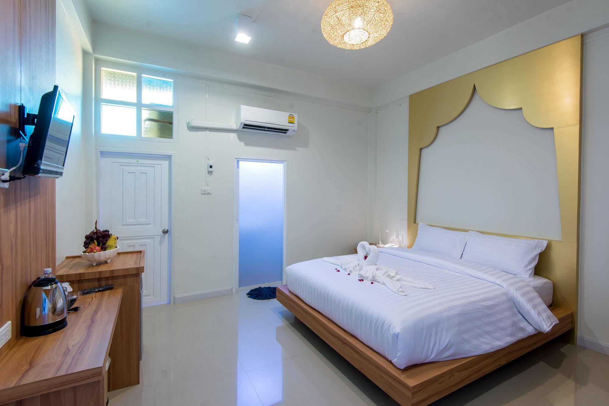 Hotel Orbit Key 2*