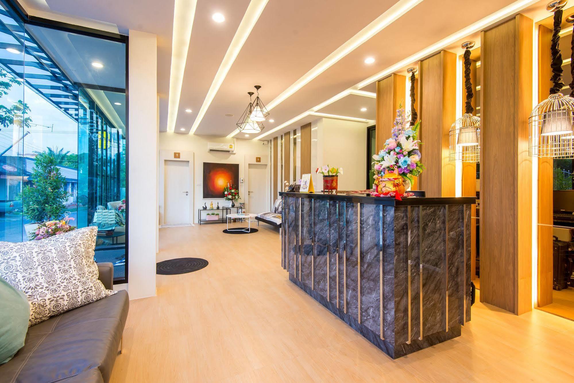 Orbit Key Hotel 2*