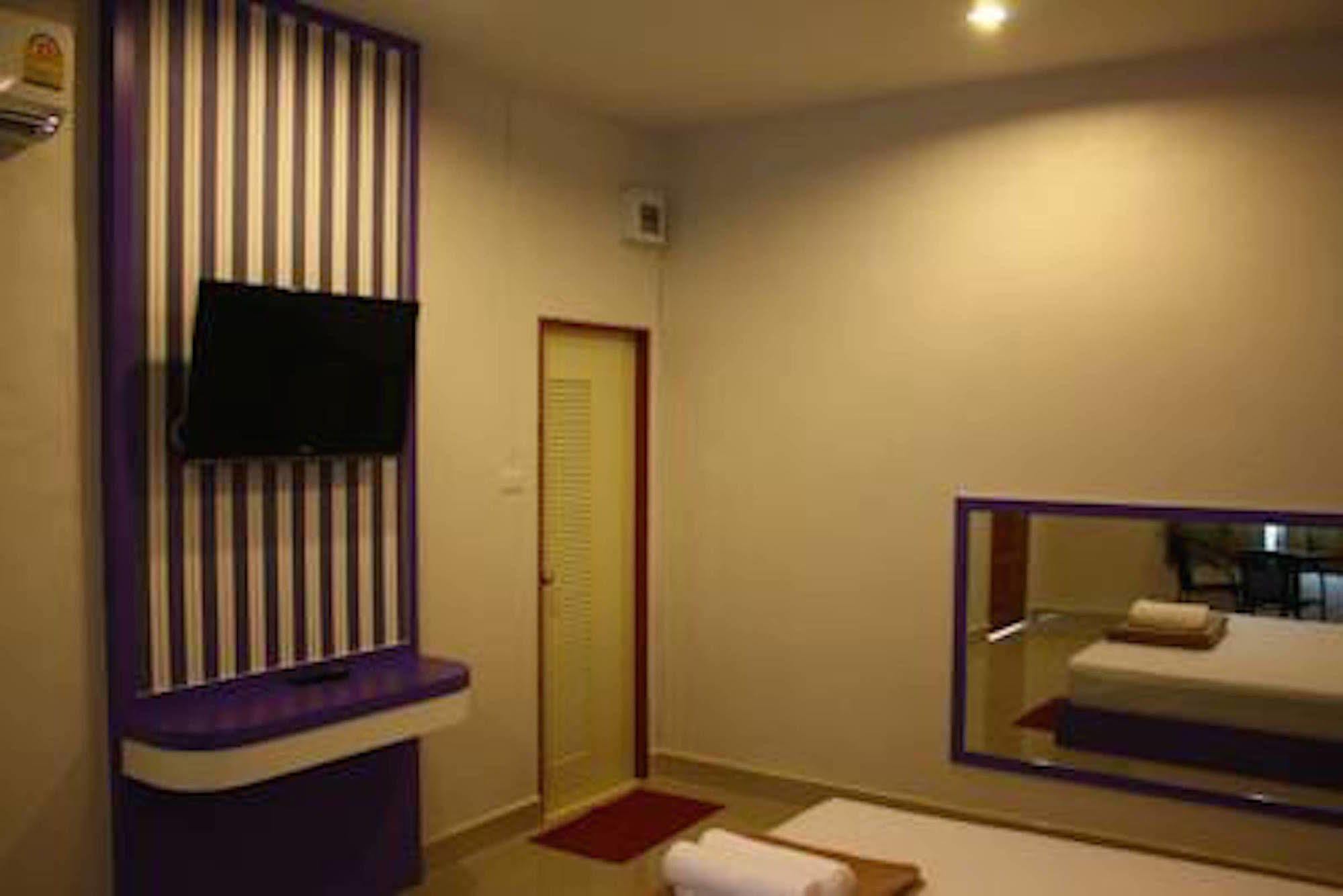 Sabai Ez Hotel Hotel 2*