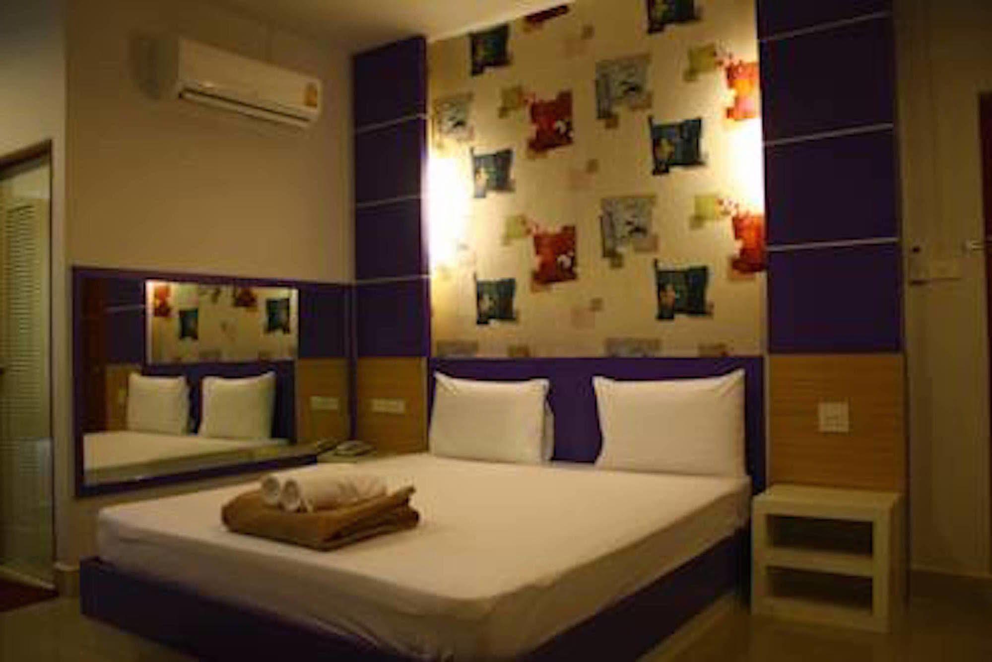 Sabai Ez Hotel Hotel 2*