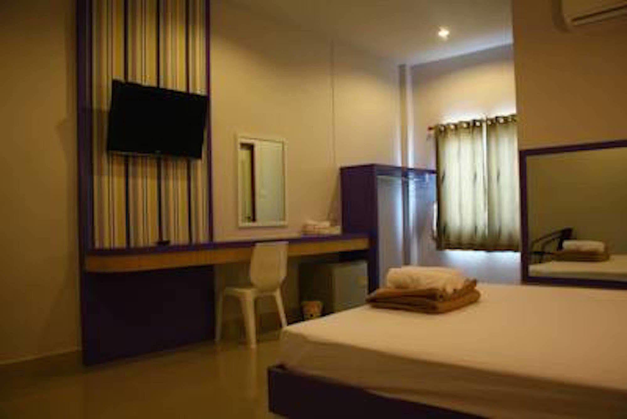 Sabai Ez Hotel Hotel 2*