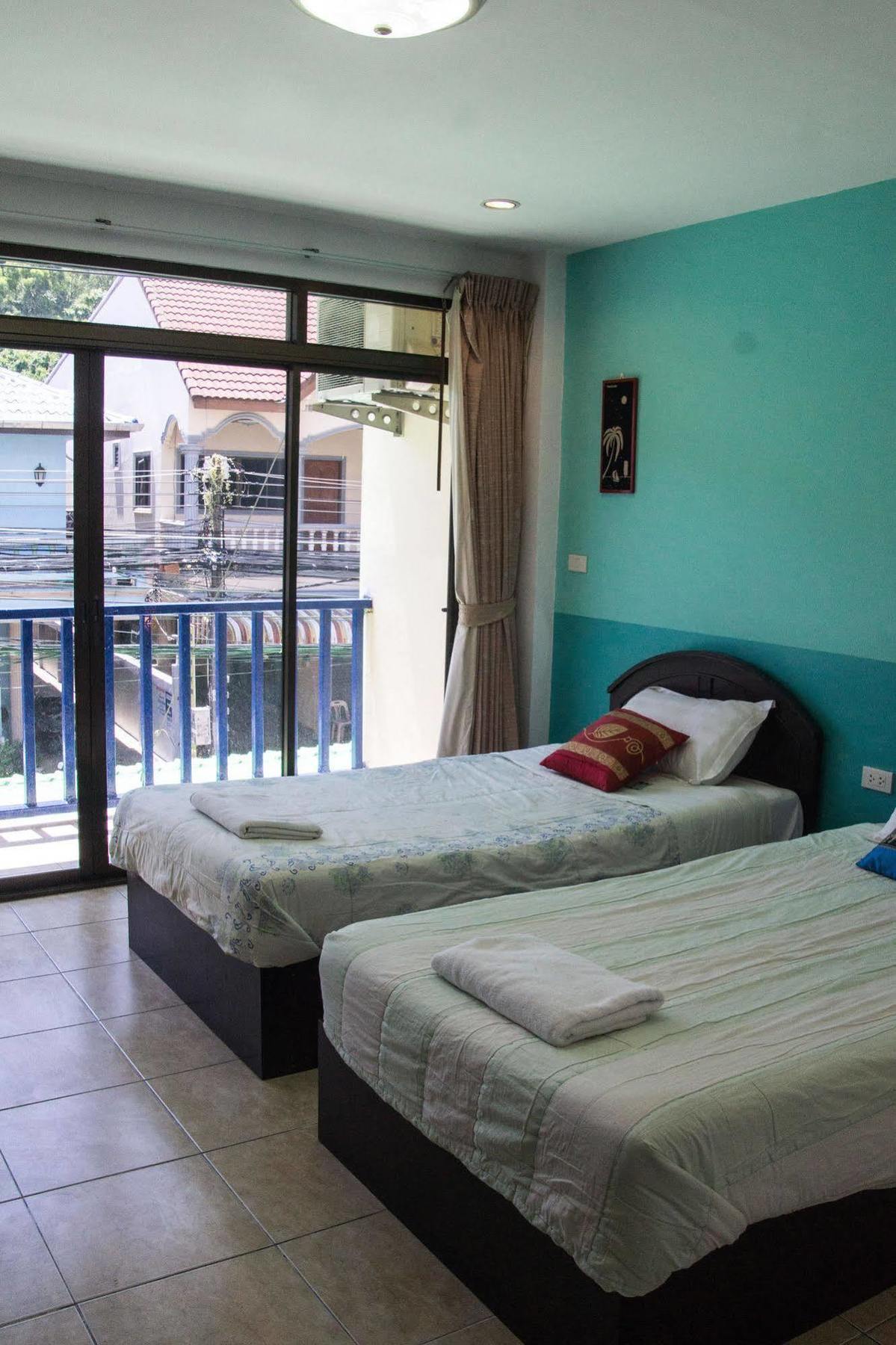 Bay Hotel 3*