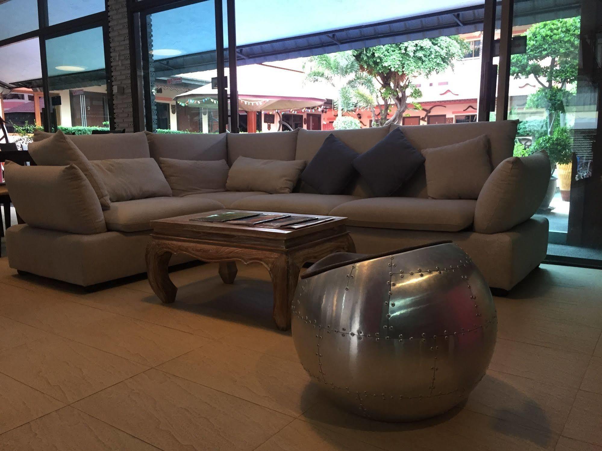Ma Maison Hotel 3*