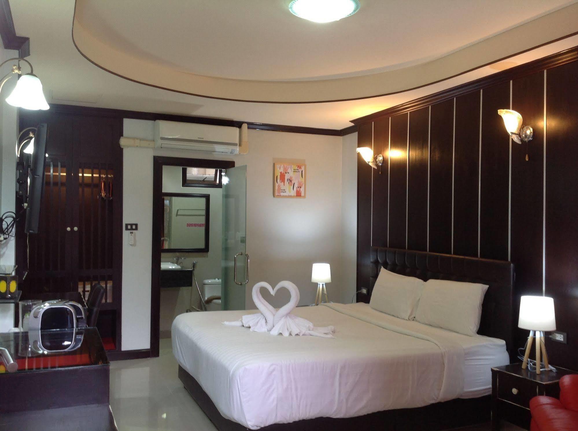 Ma Maison Hotel 3*