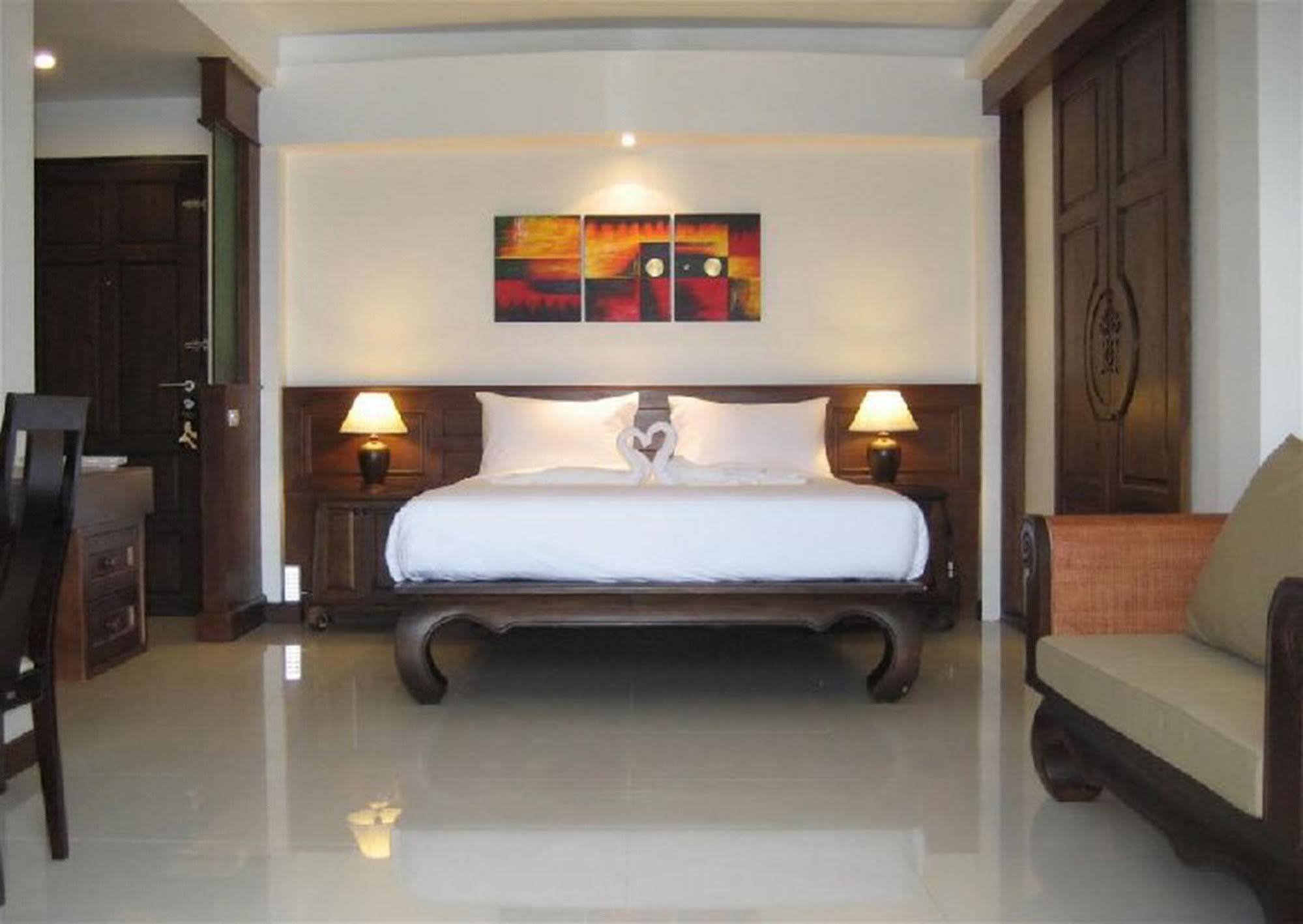 Hotel Riverside & 4*