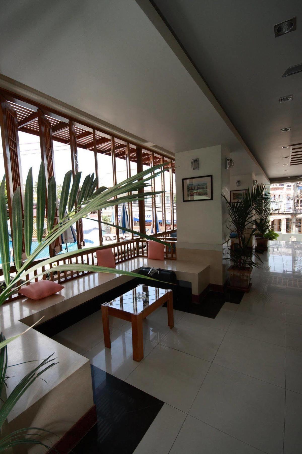 First Hotel Chaweng (Koh Samui)