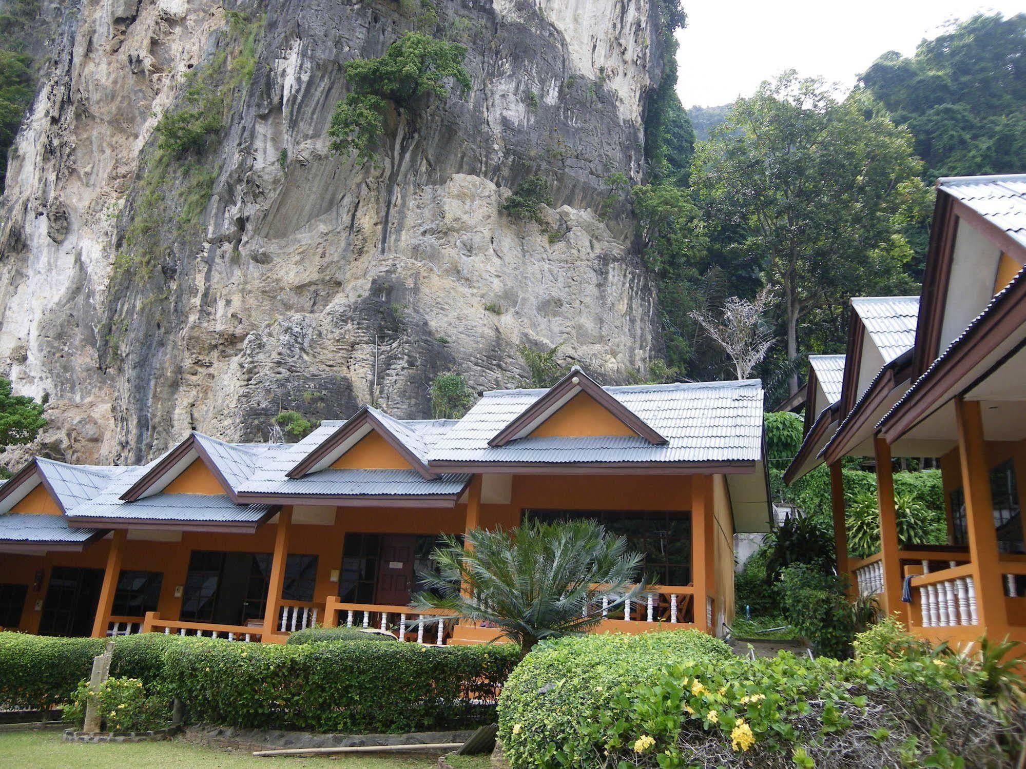 Resort Hilltop 3*