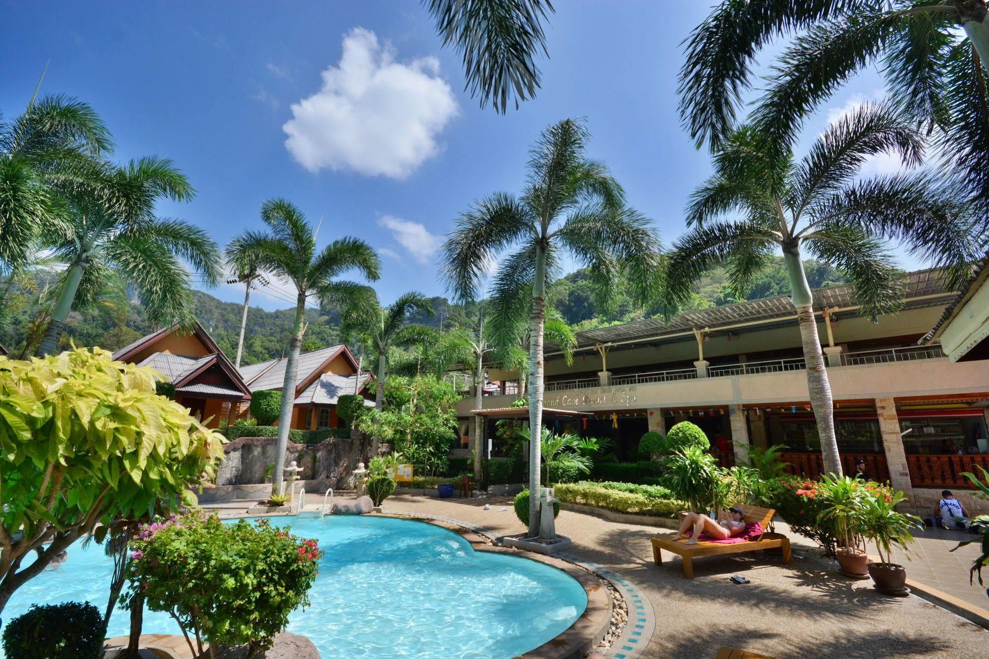 Resort Hilltop