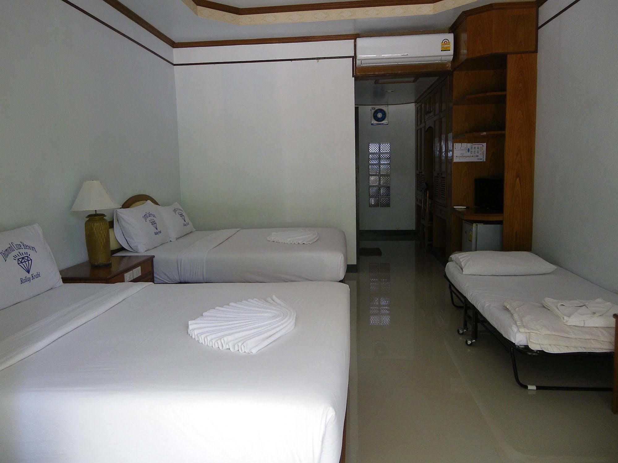 Hilltop Resort 3*