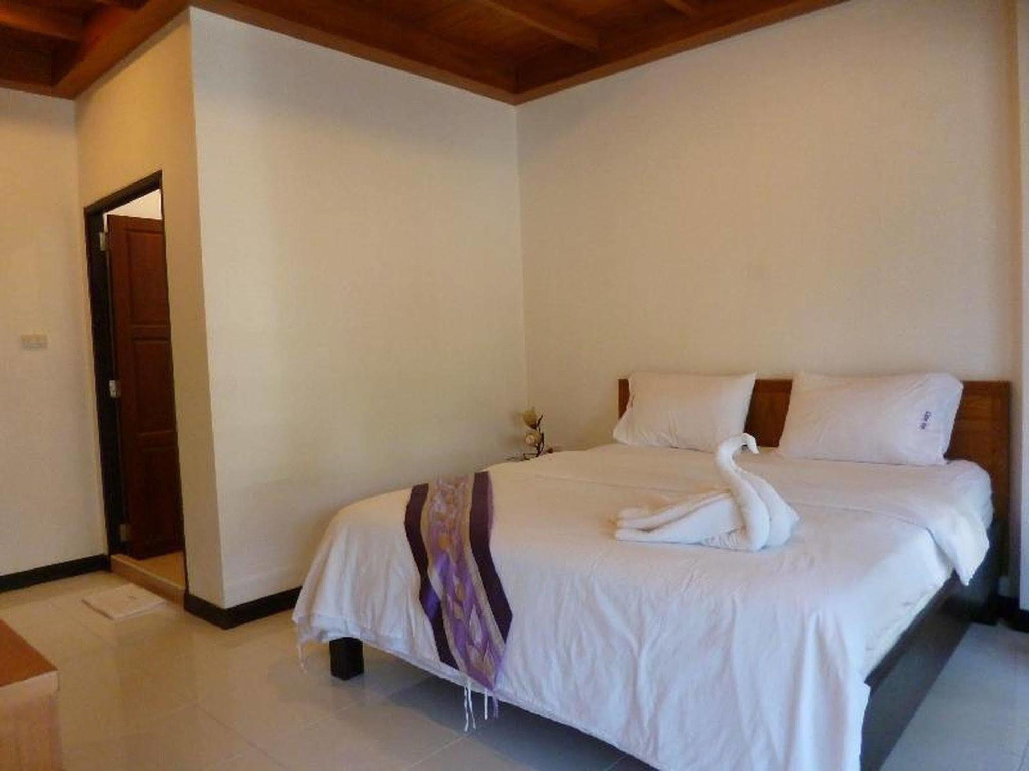 Lipe Inn 2*