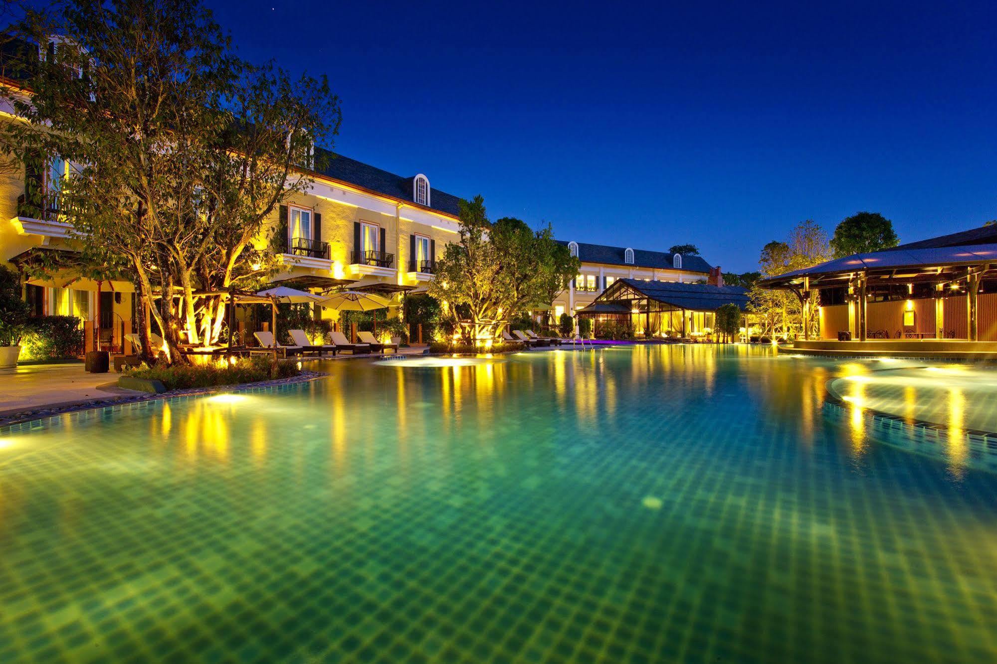 Rancho Charnvee & Country Club Khaoyai Resort