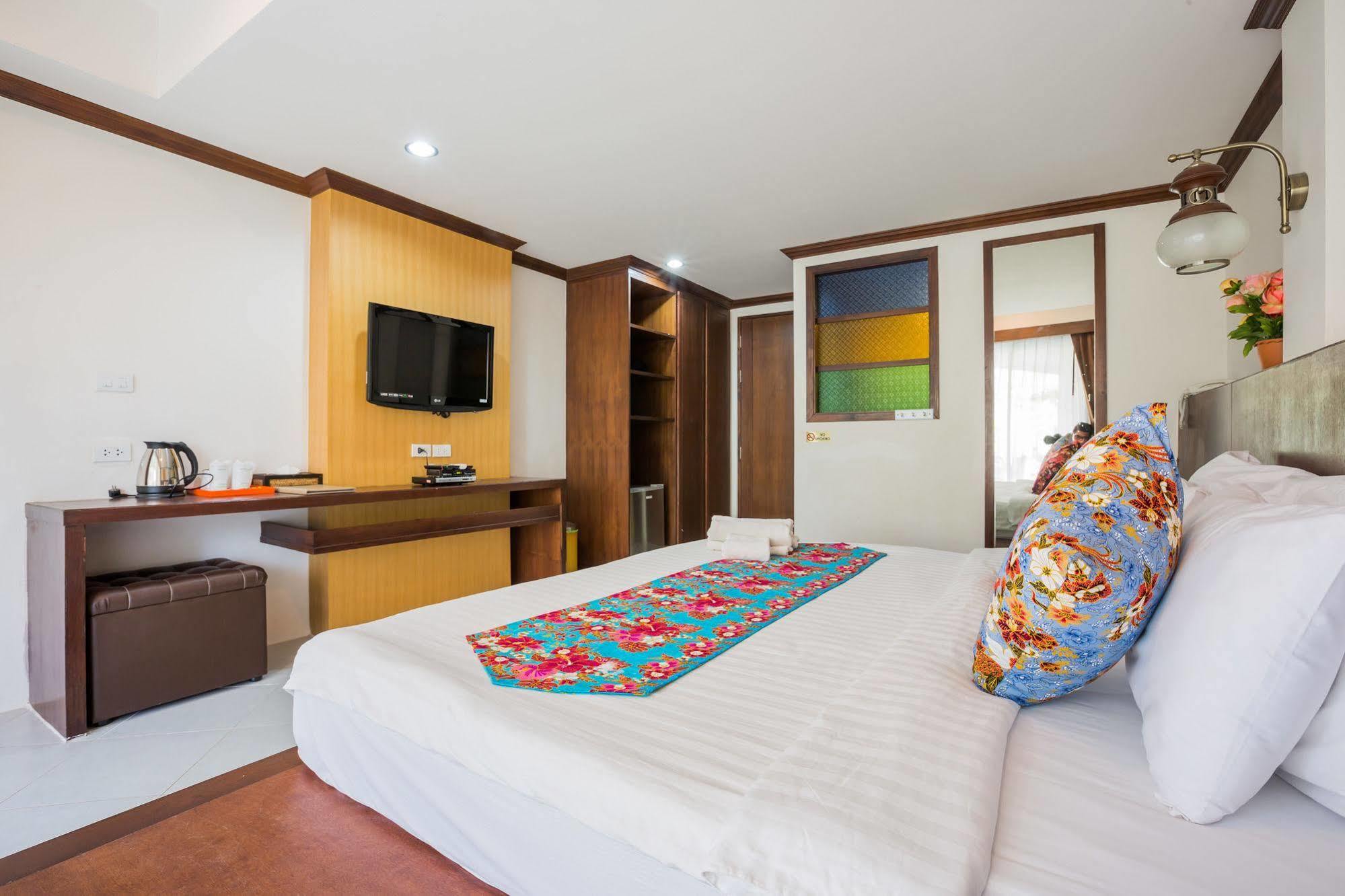 Hotel The Nine @ 3*