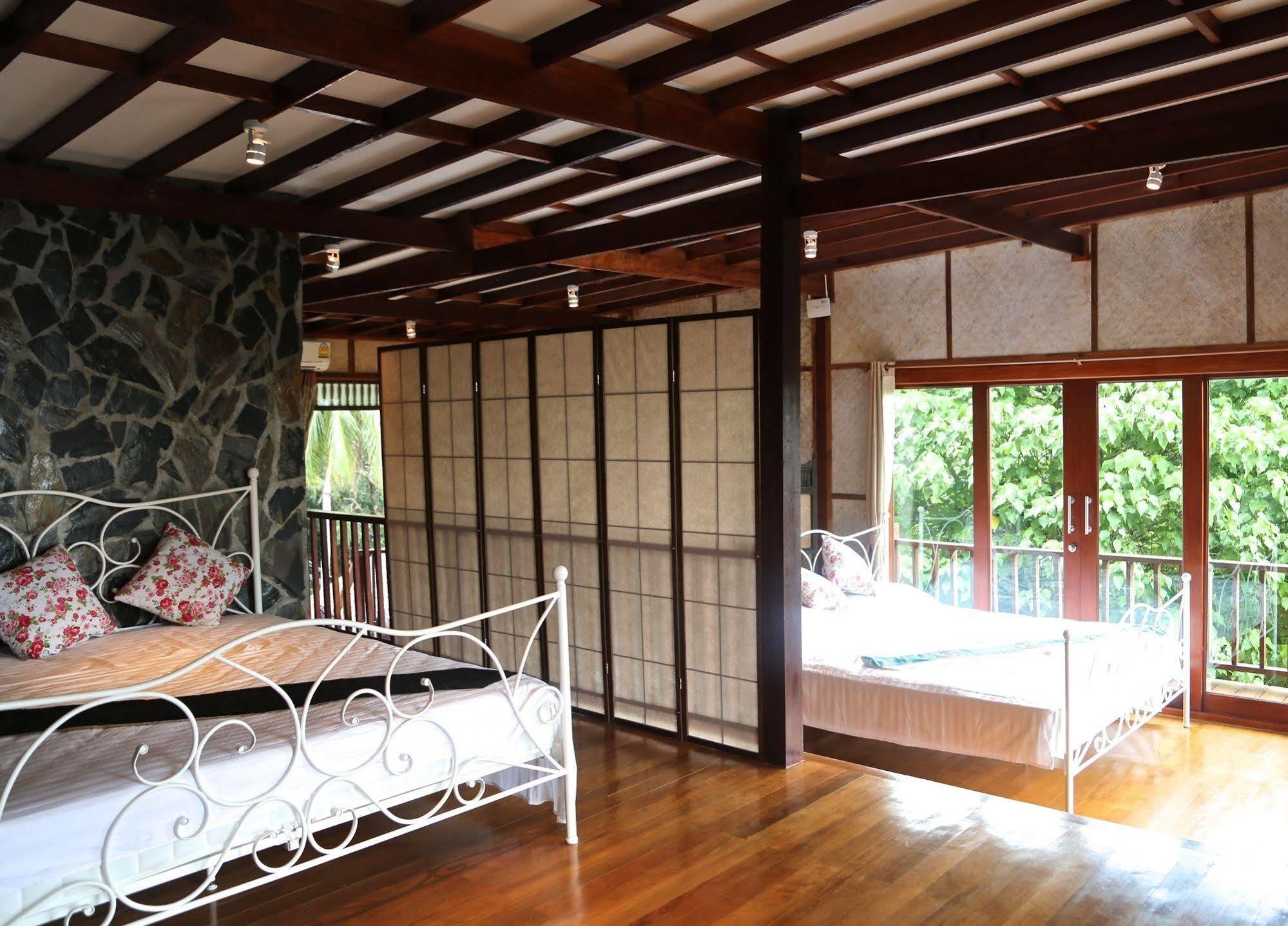 Suan Sawan Ocean View Villa *