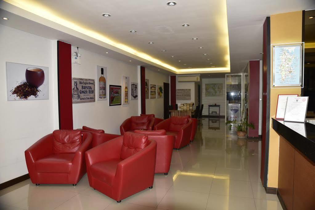 Hotel Oyo 373 Mc Ginger House 3*