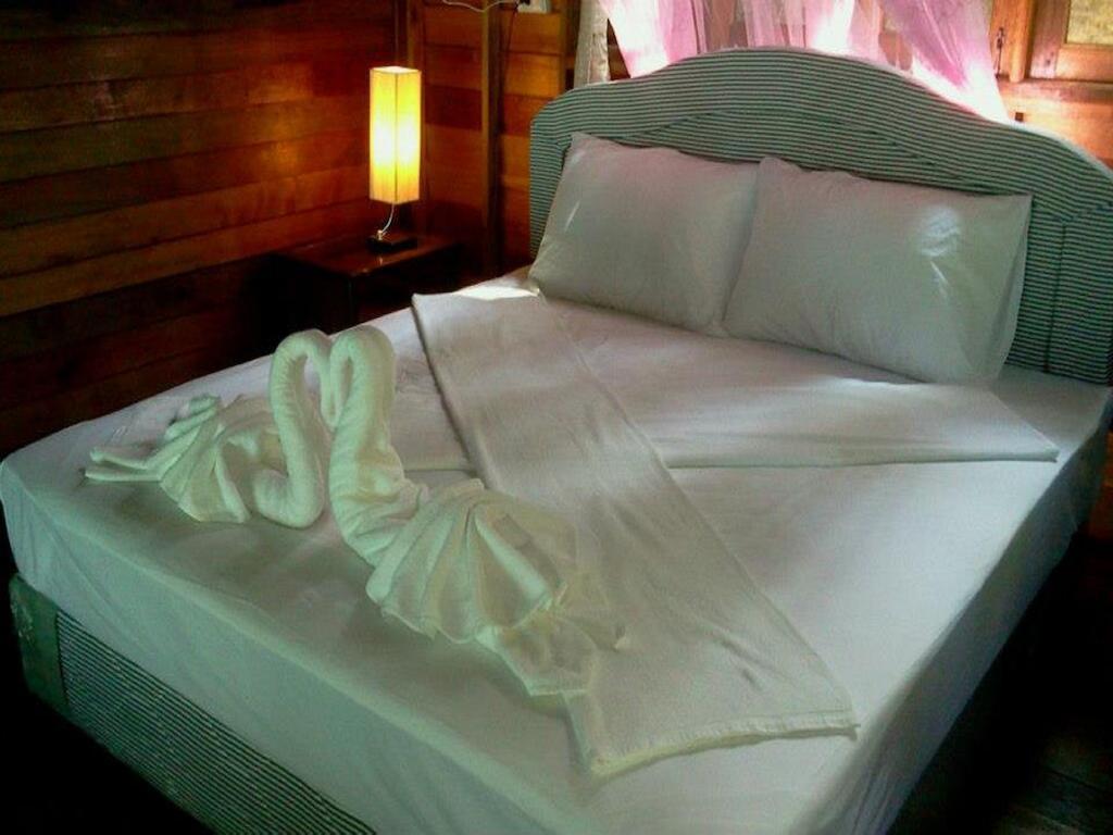 Sunset Resort 2*