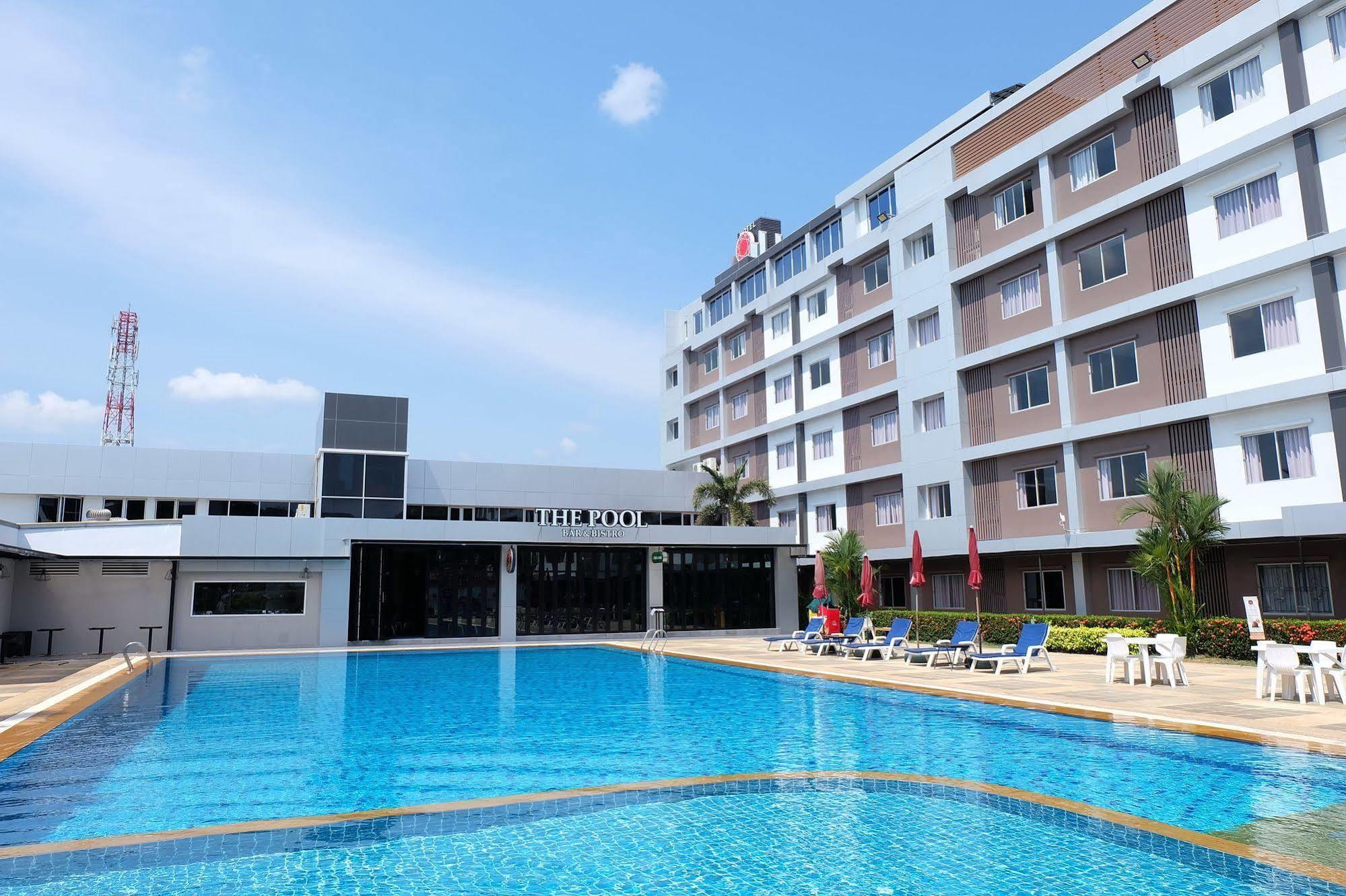 New Travel Hotel