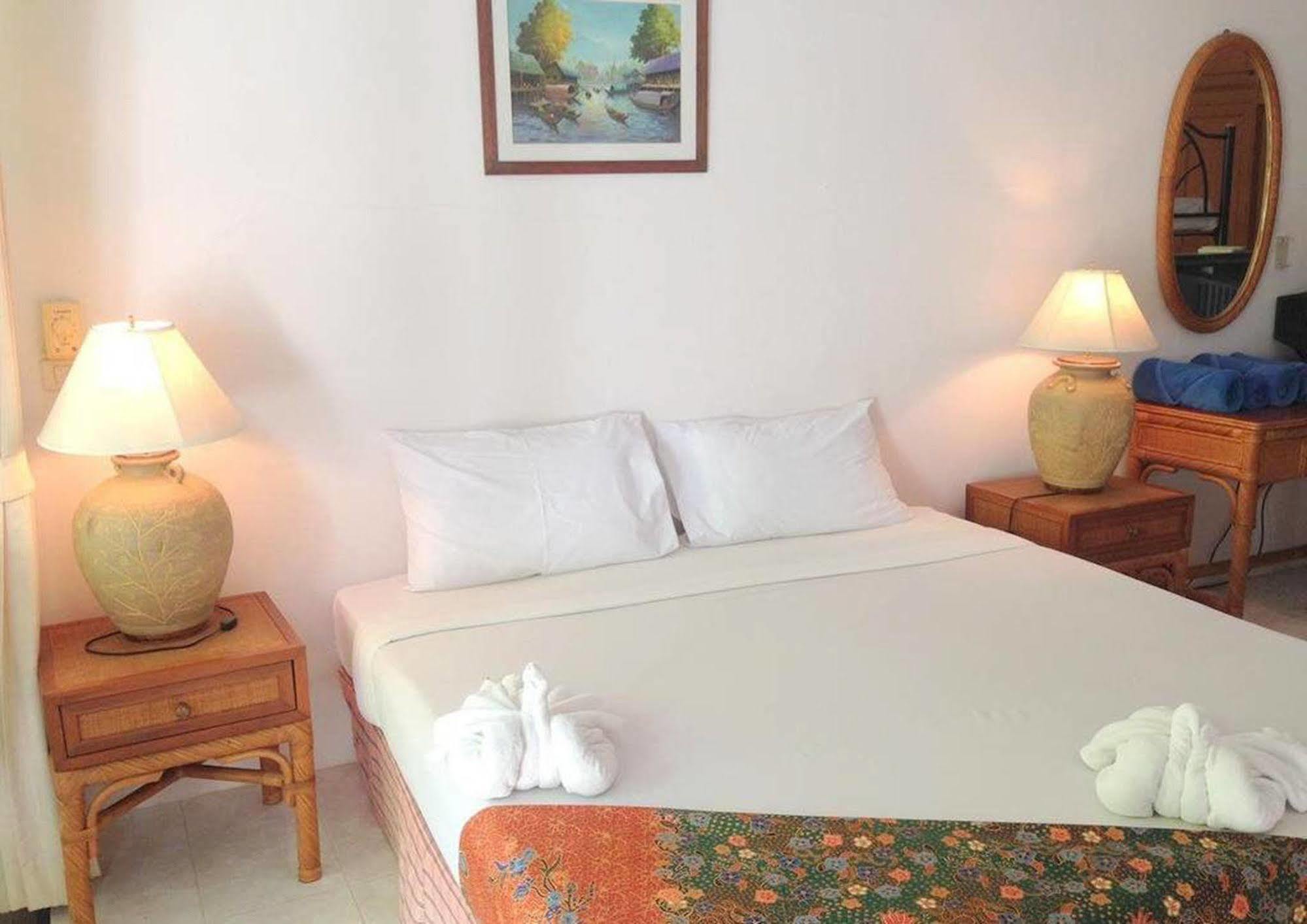 Tradewinds Resort