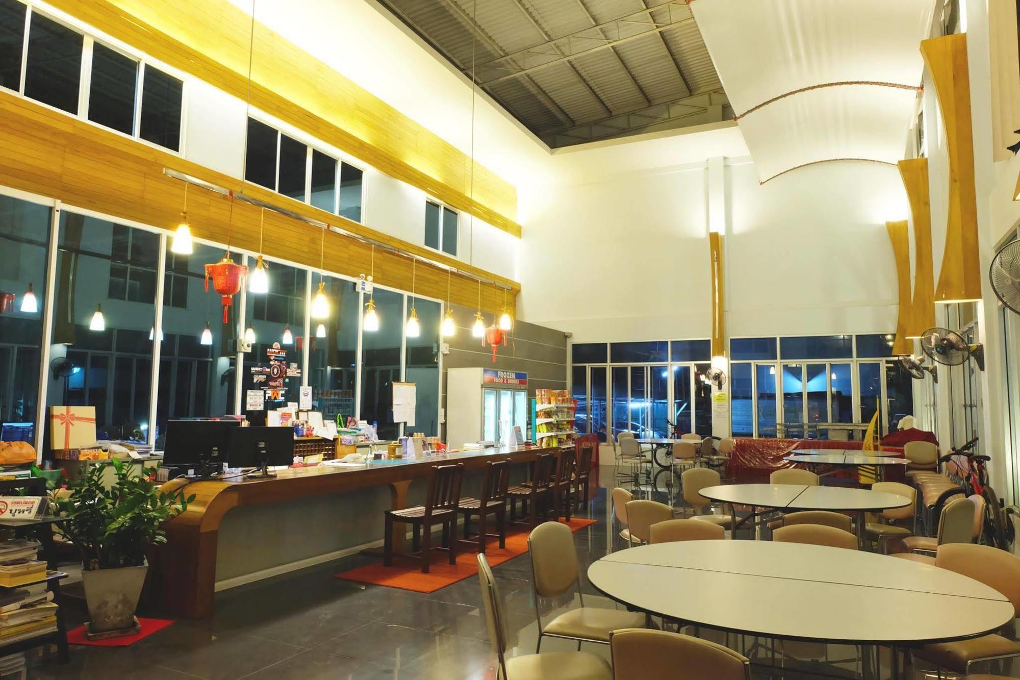 Hotel Riverside 3*
