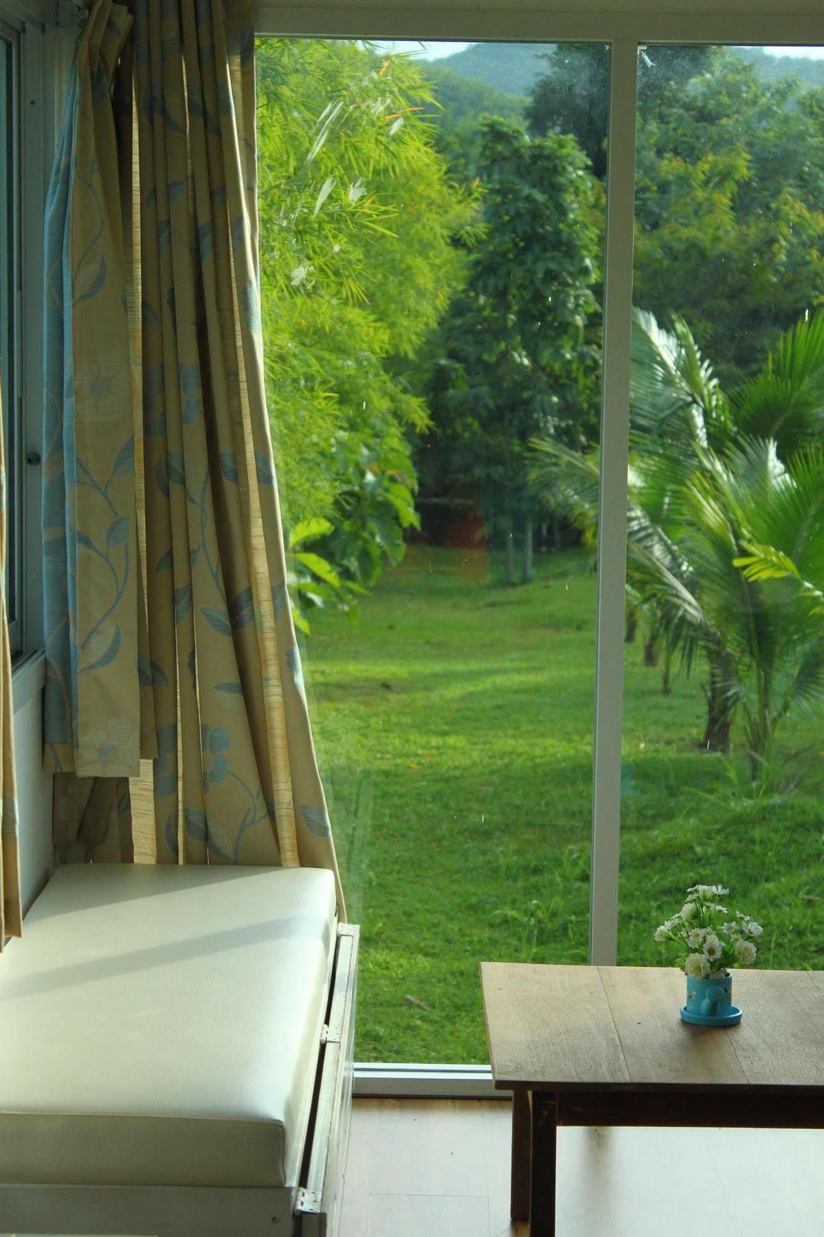 The Happiness Hotel Suan Phueng