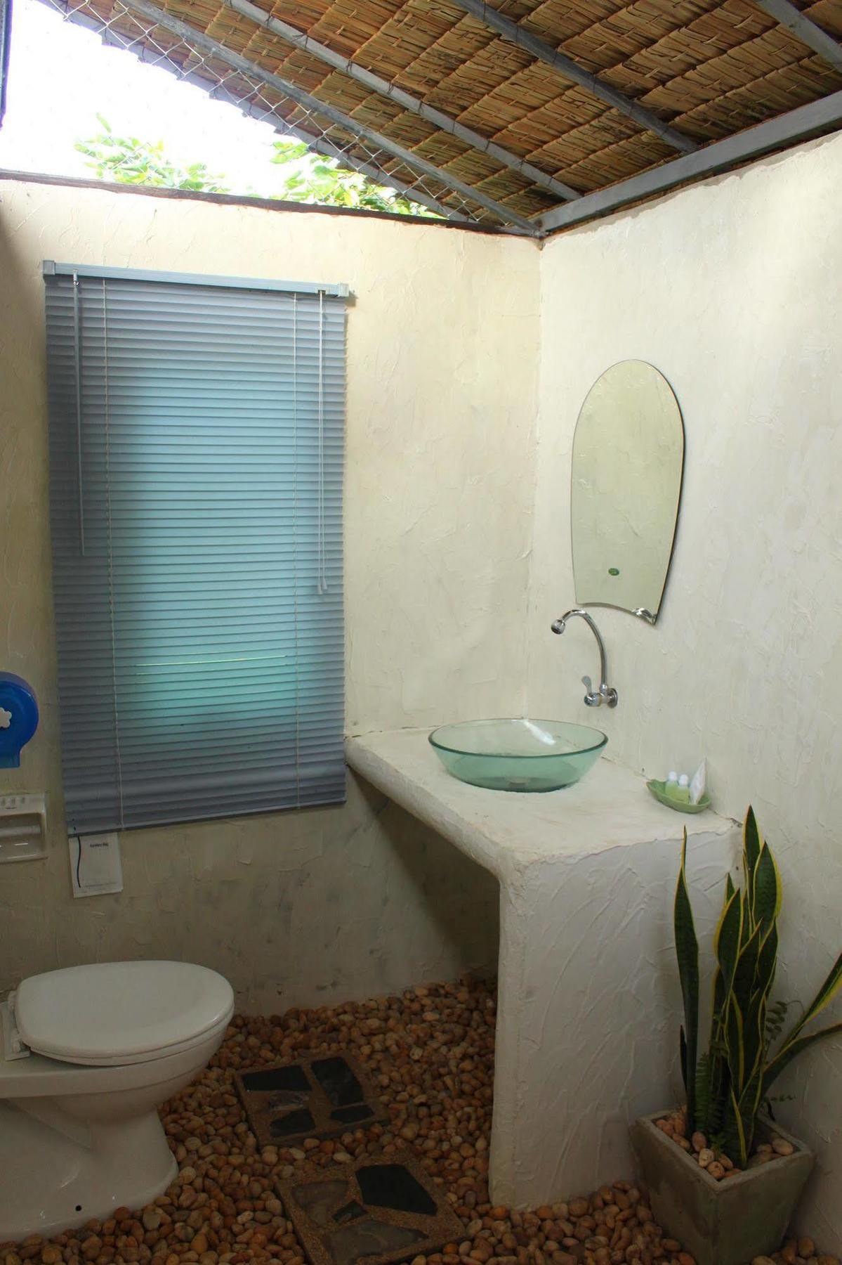 The Happiness Hotel 3*